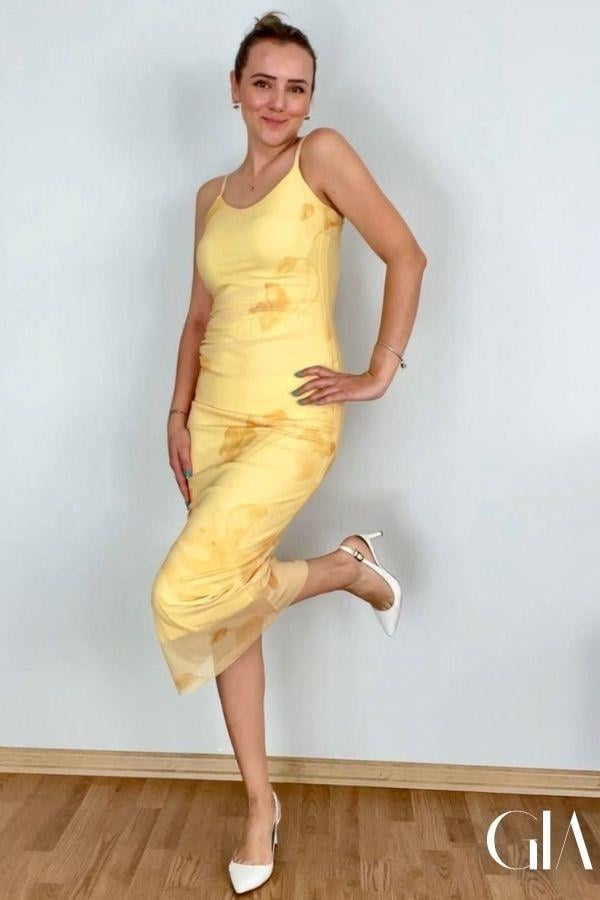 Sarı Renk Askılı İçi Astarlı Tül Elbise