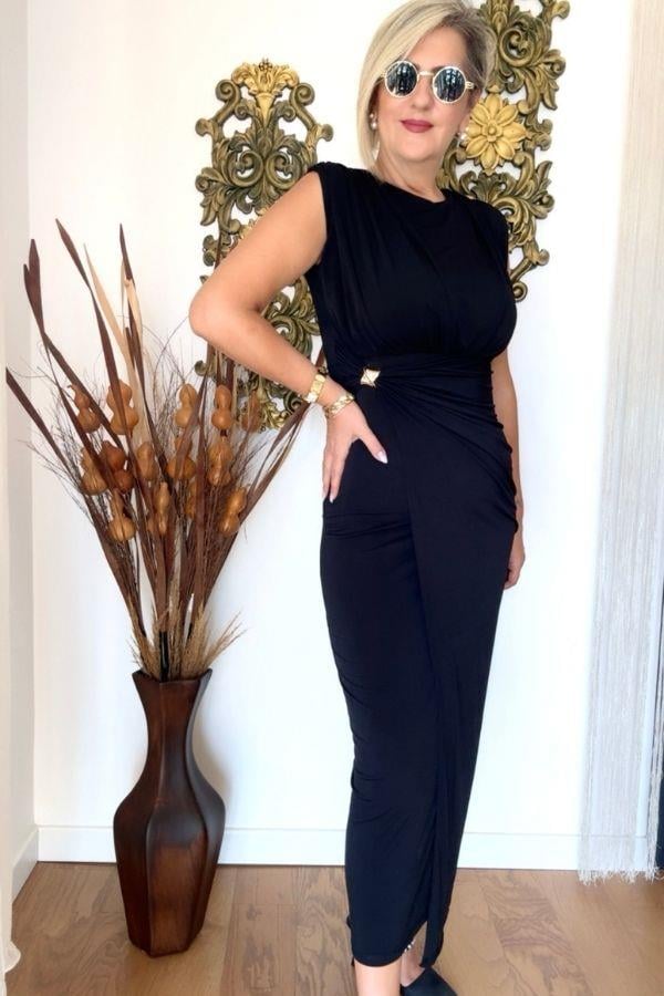 Siyah Sandy Kumaş Gold Toka Detaylı Elbise