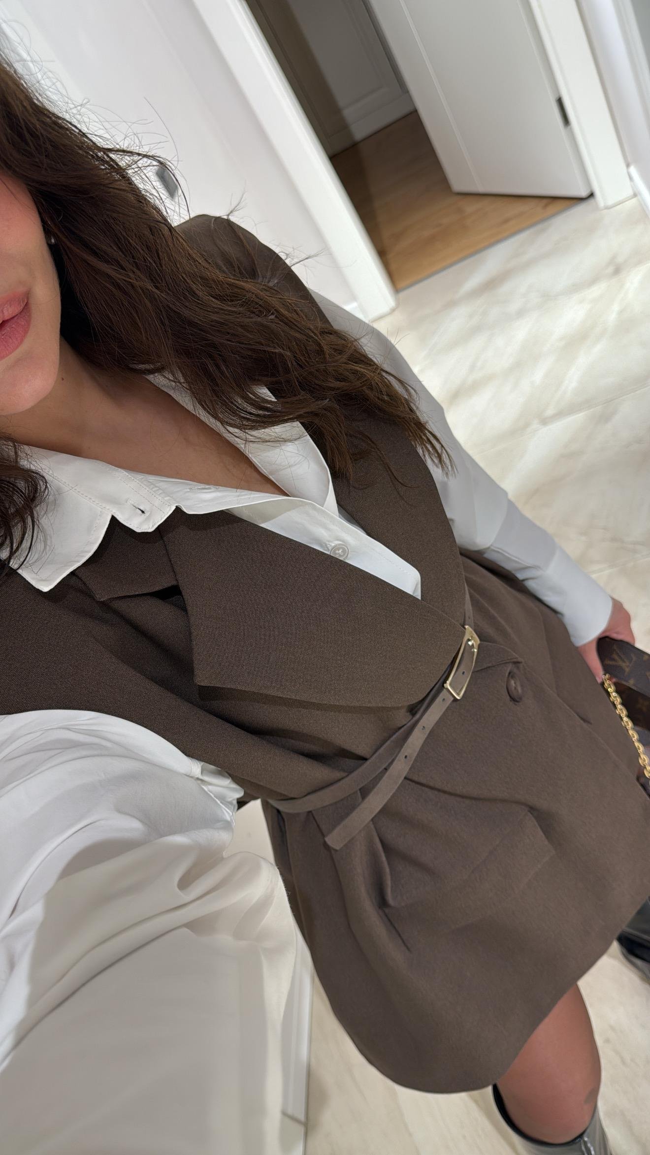 Acı Kahve Vatkalı Kemerli Yelek 