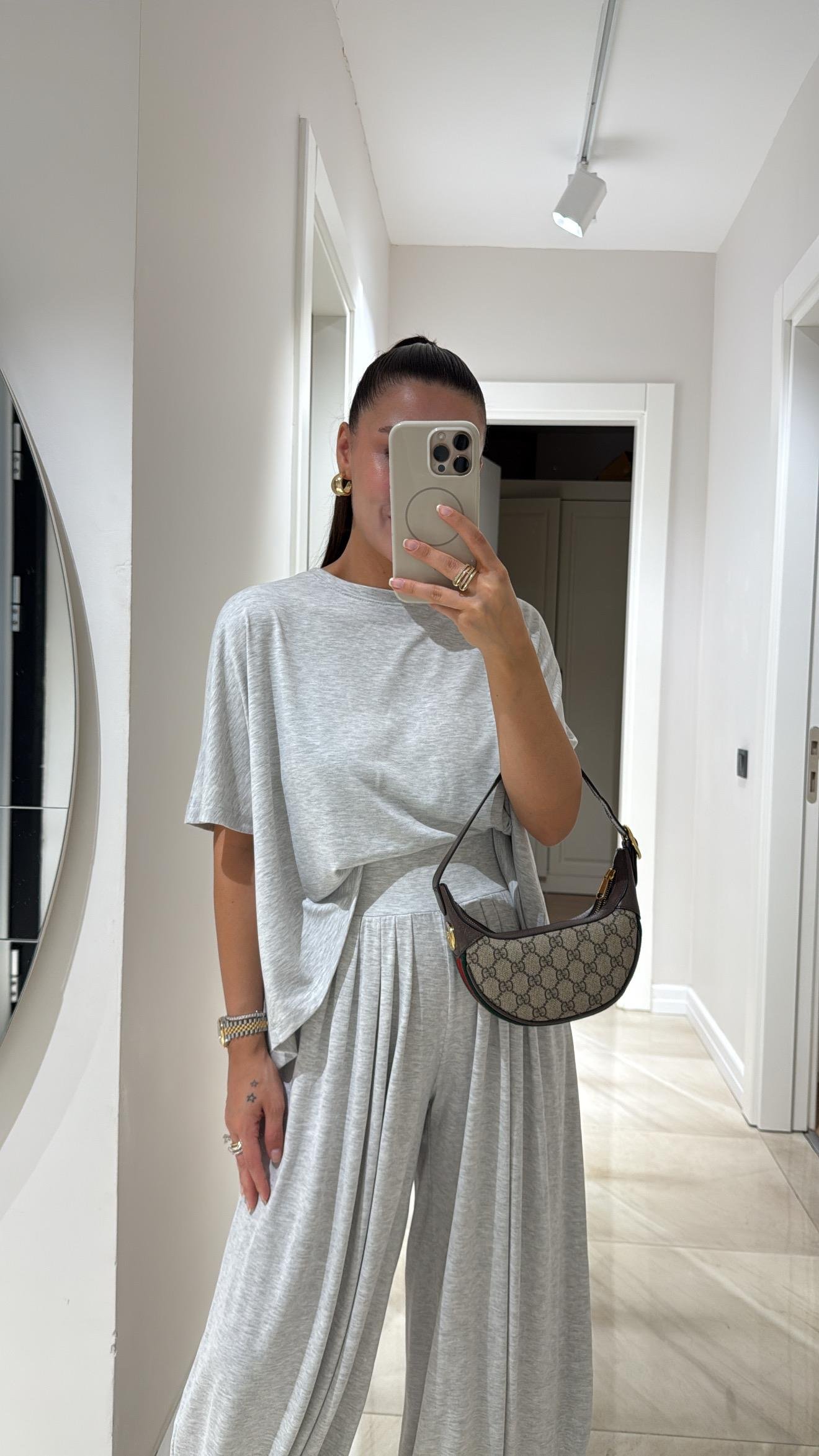 Açık Gri Bisiklet Yaka Şalvar Pantolon Takım 