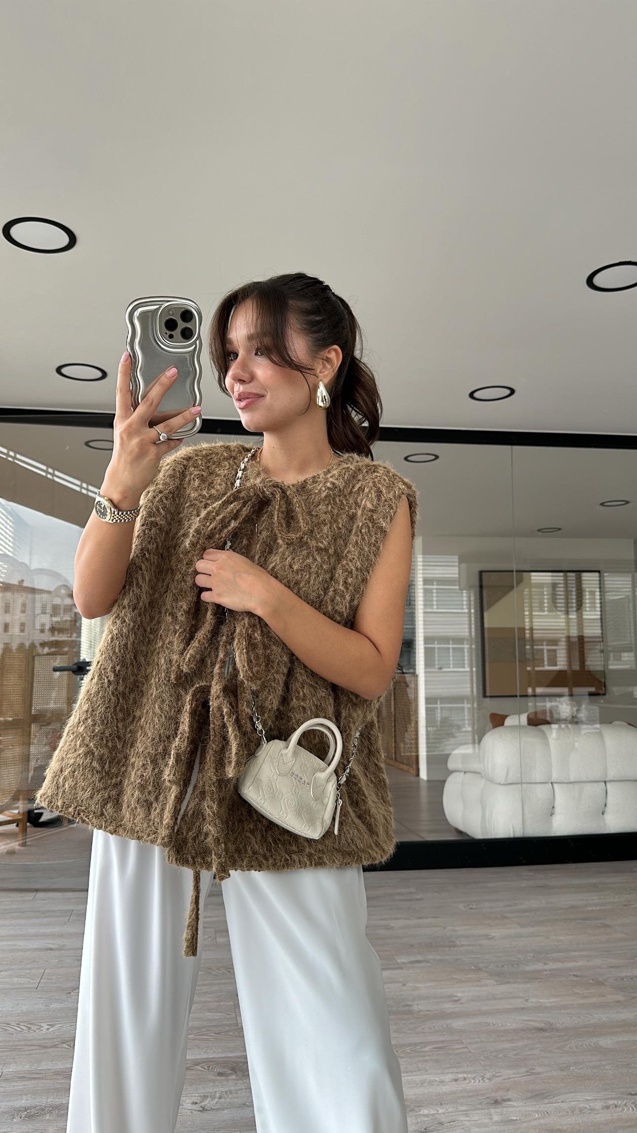 Açık Kahve Marka Model Ön Bağlamalı Sakallı Yelek