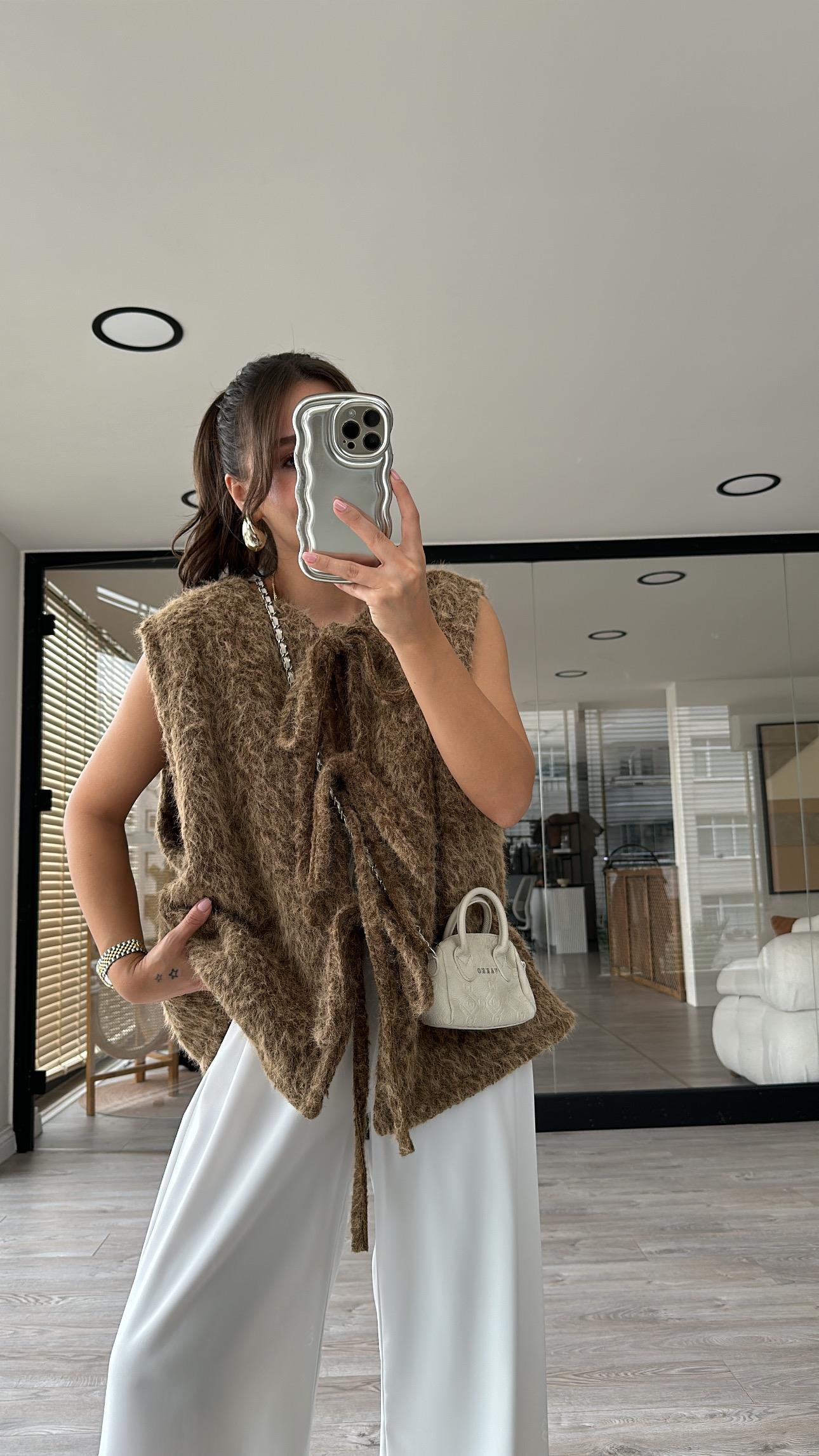 Açık Kahve Marka Model Ön Bağlamalı Sakallı Yelek