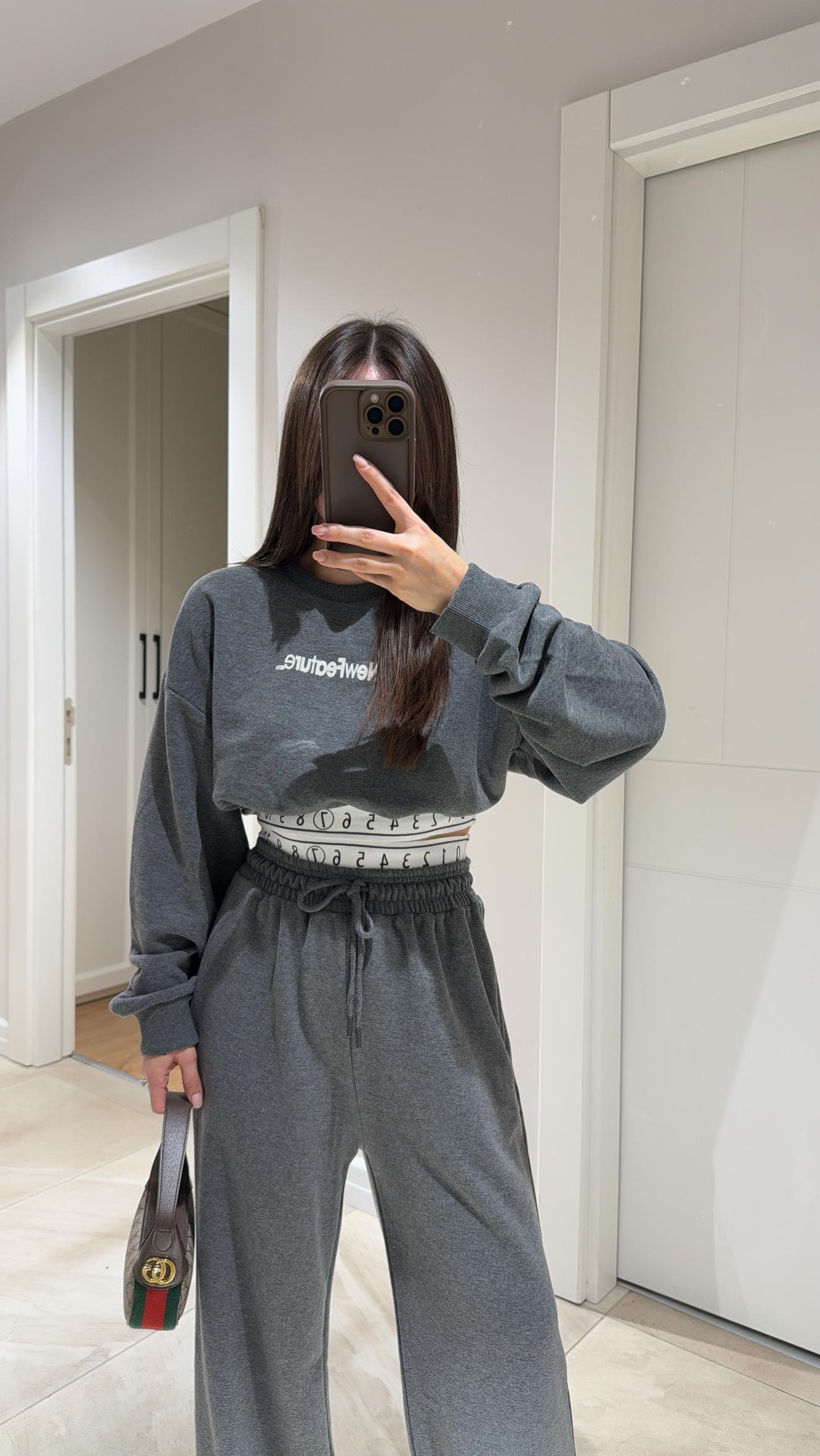 Antrasit Bel Lastik Detaylı Yazılı Sweat 