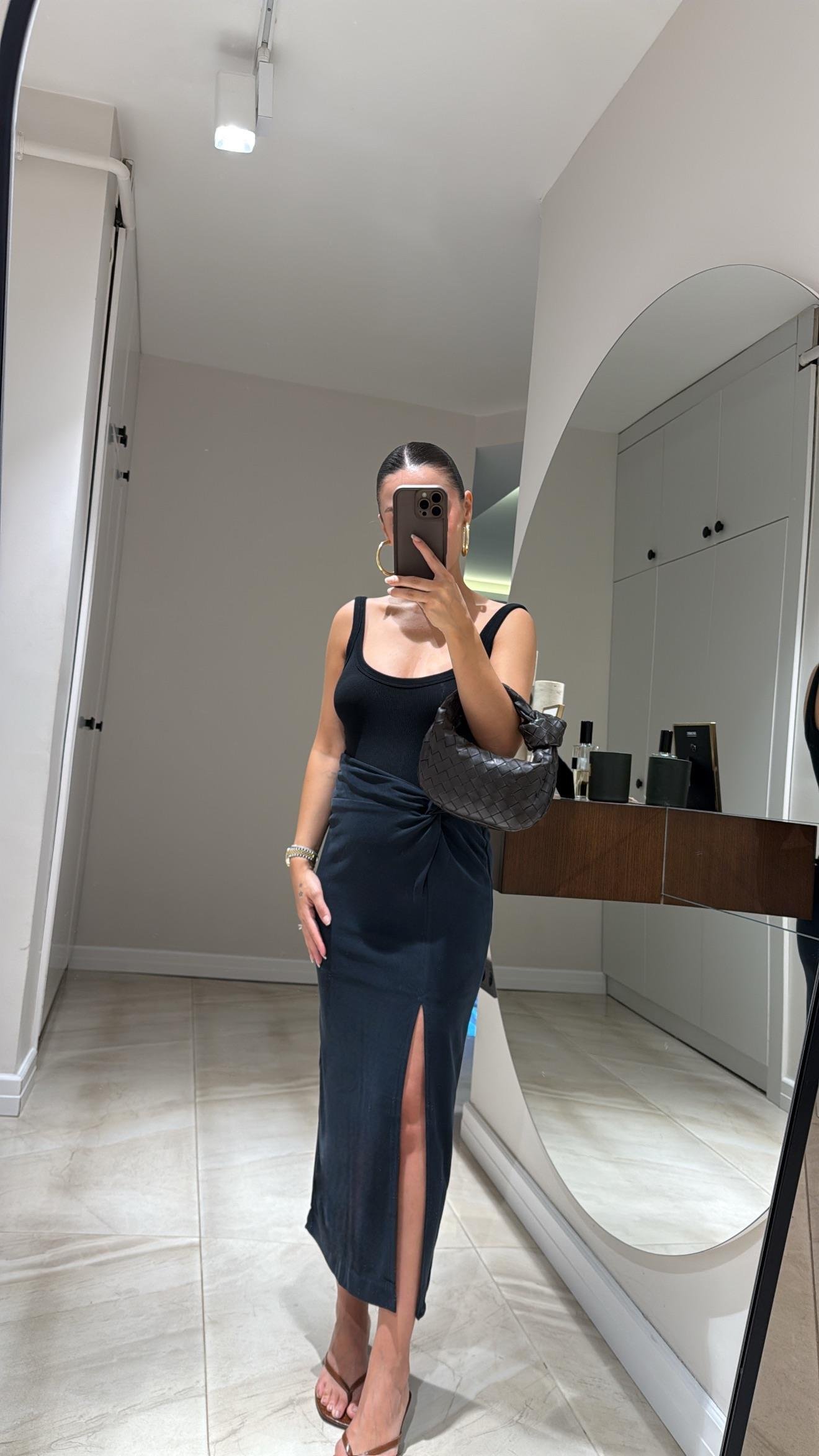 Antrasit Düğüm Detaylı Yırtmaçlı Marka Model Etek