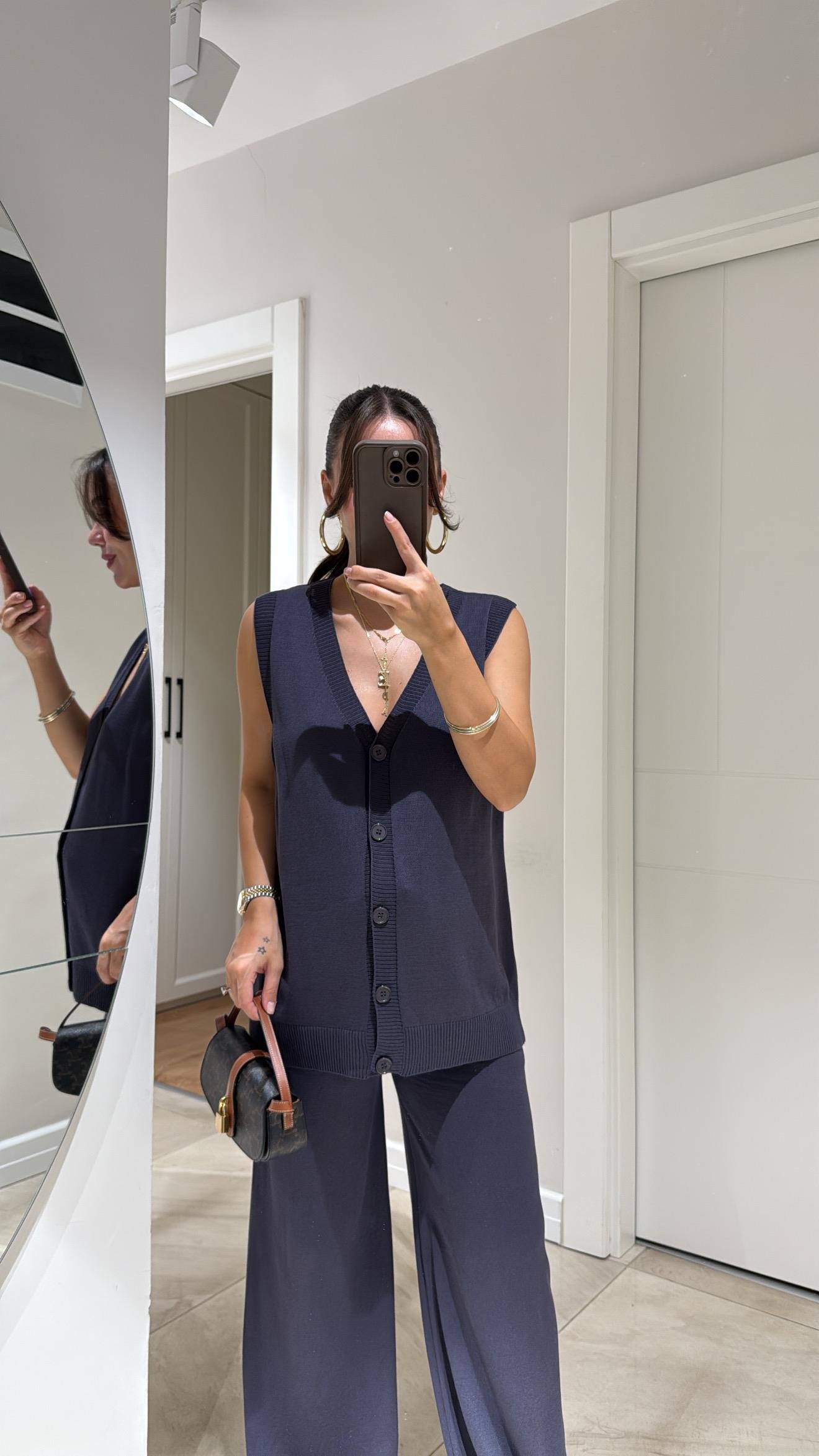 Antrasit Ön Düğmeli Yelekli Örme Takım