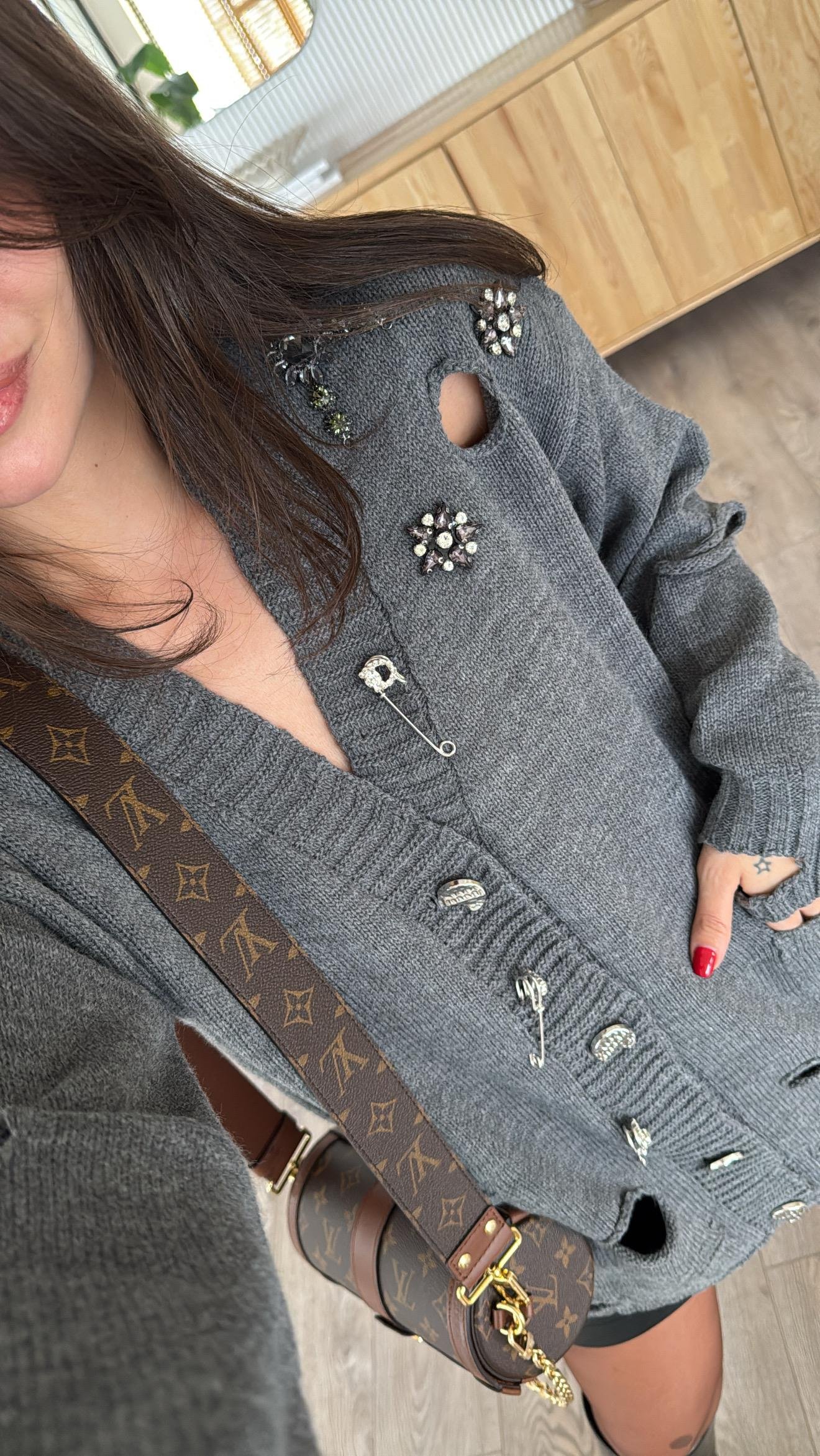 Antrasit Taşlı İğne Detaylı Triko Hırka