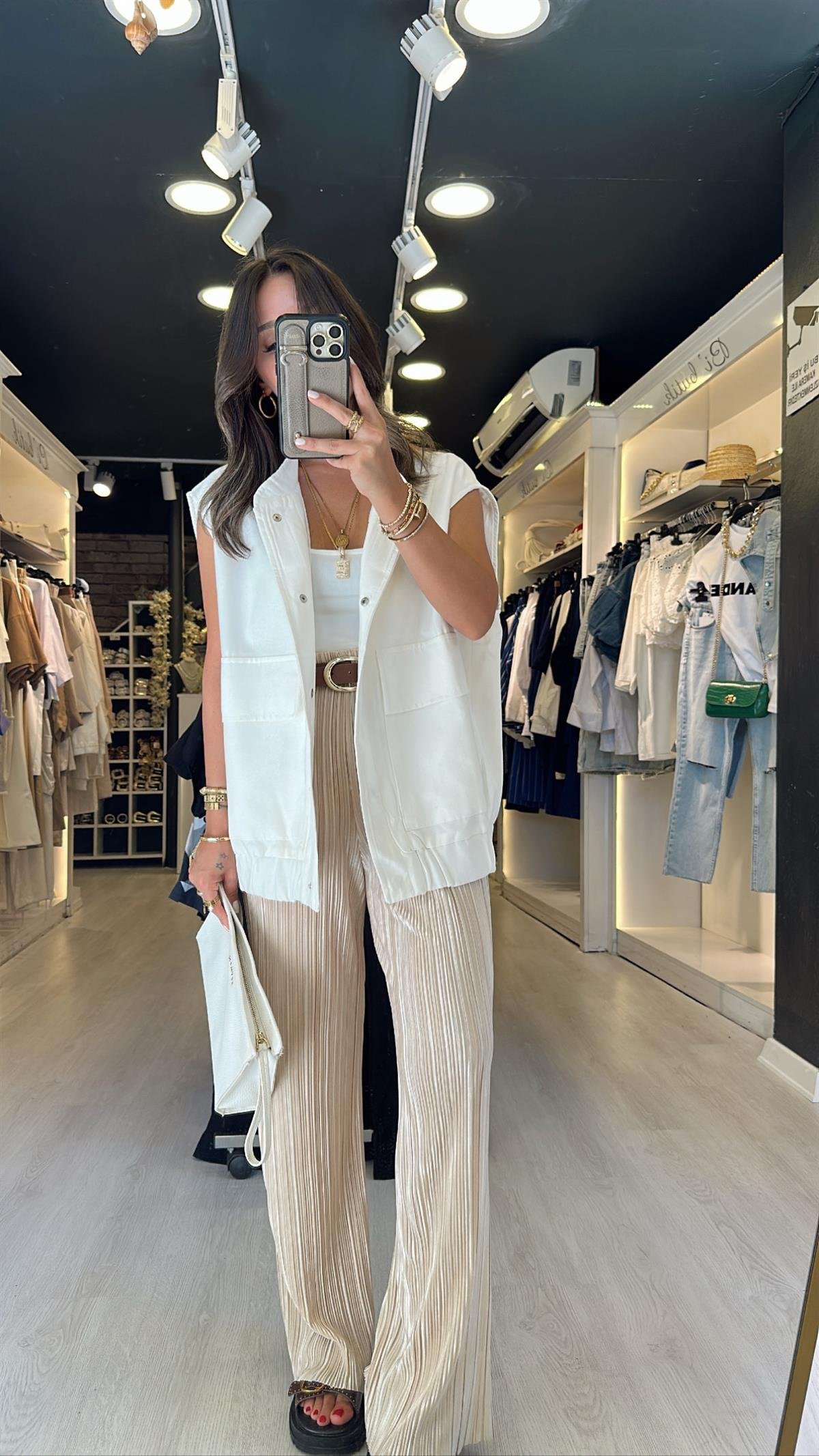 Bej Beli Lastikli Krinkıl Kumaş Pantolon 