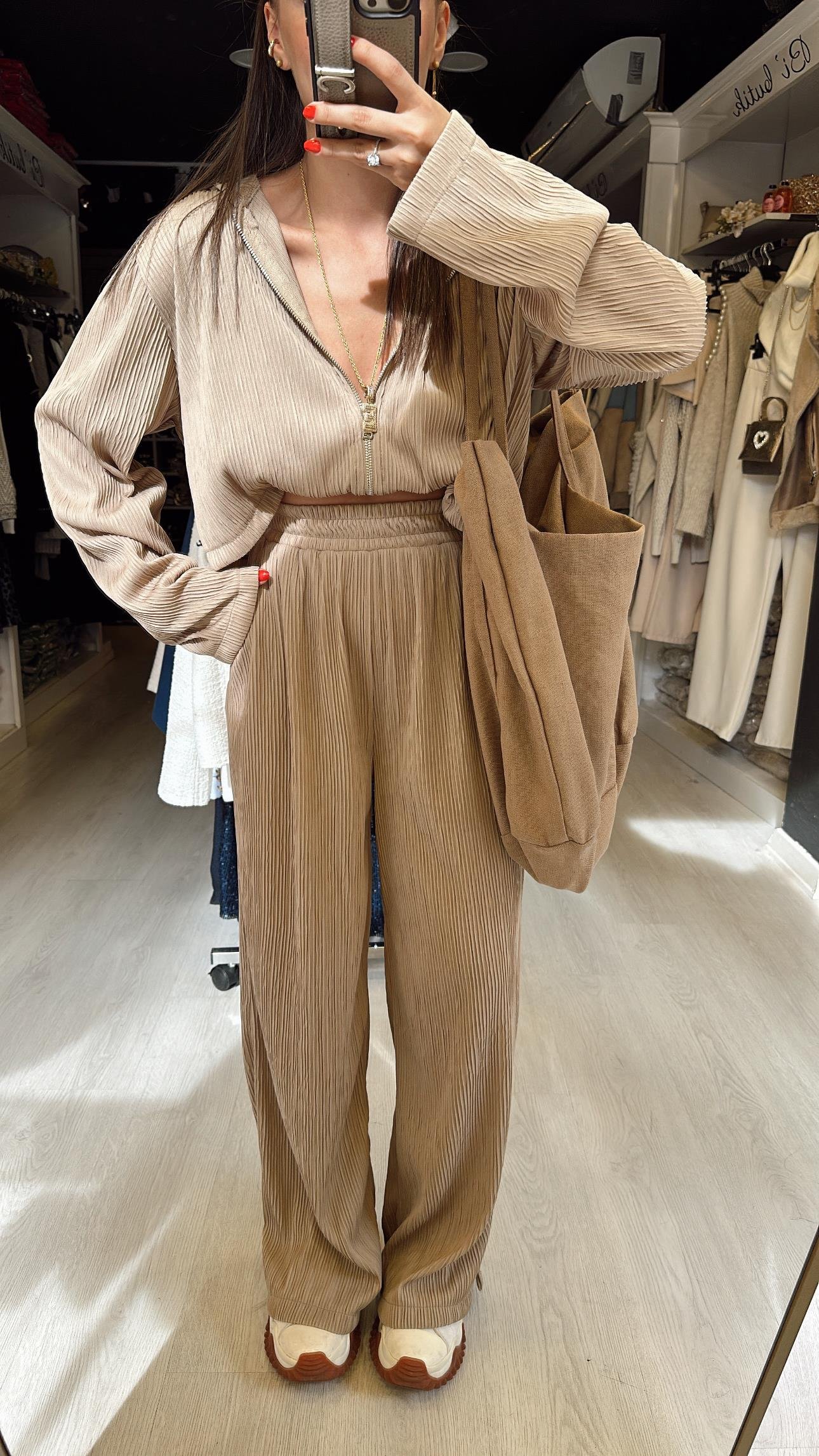 Bej Büstiyerli Krinkıl Crop Takım