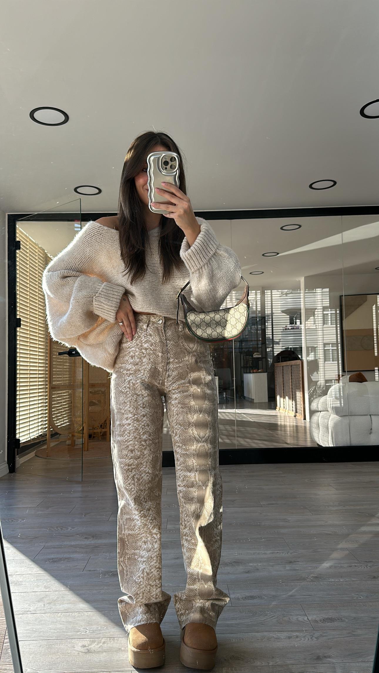 Bej Ekru Yılan Desenli Marka Model Straight Fit Jean