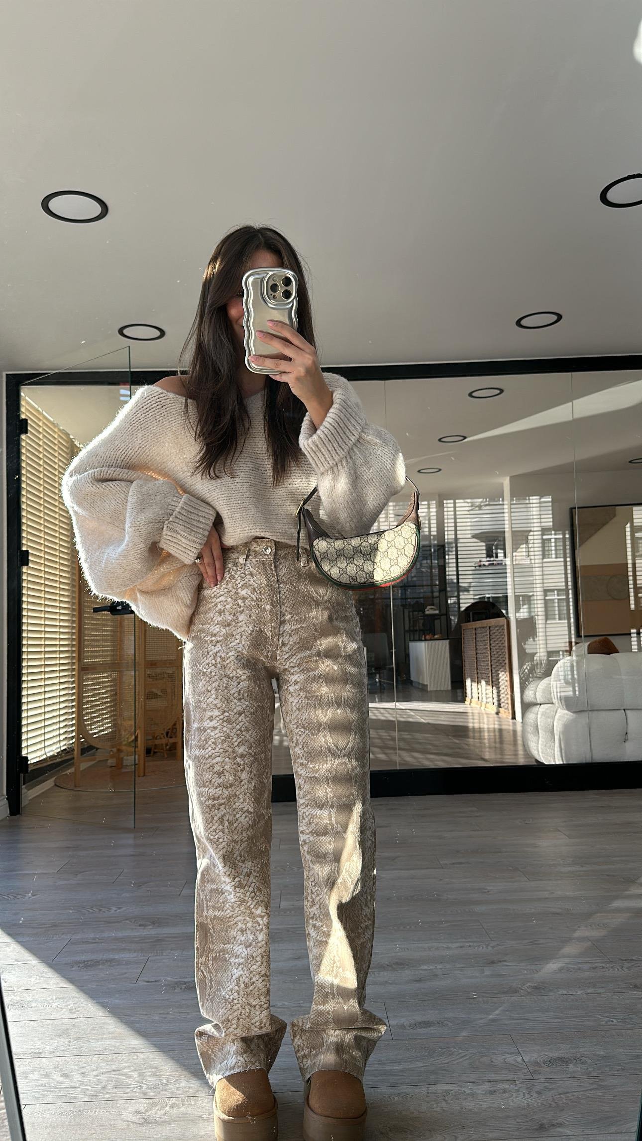 Bej Ekru Yılan Desenli Marka Model Straight Fit Jean