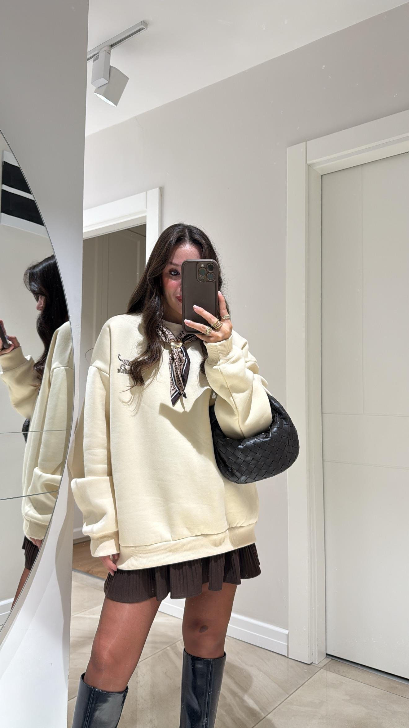 Bej Leopar Baskılı Fularlı Sweat