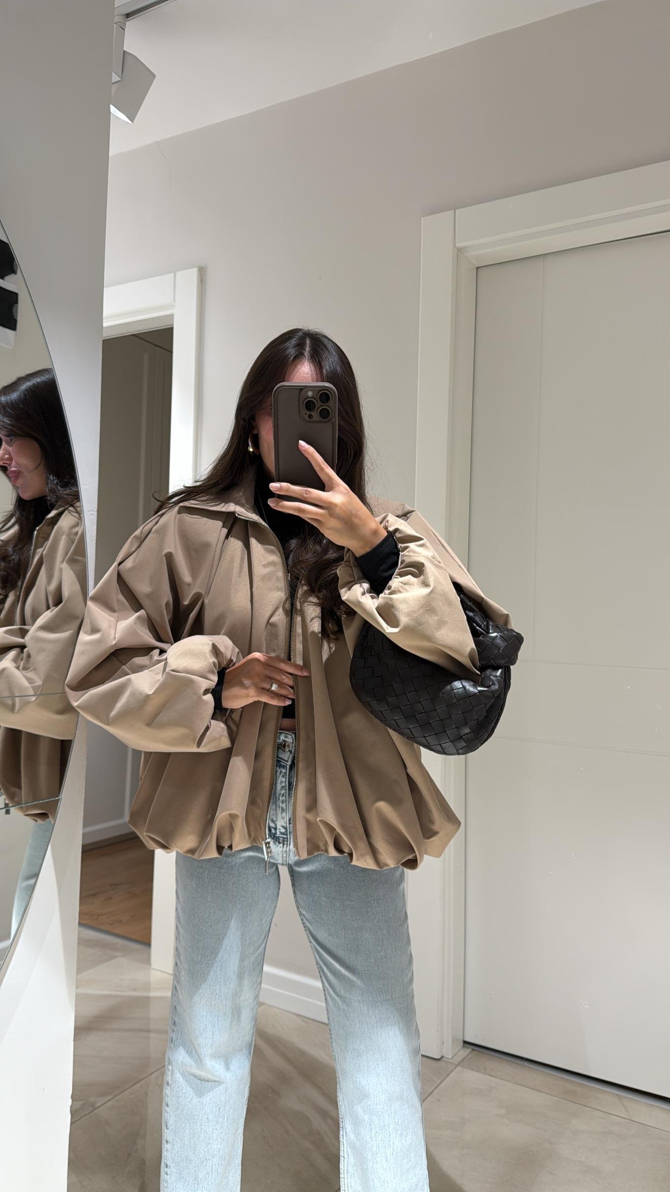 Bej Ön Fermuarlı Balon Ceket