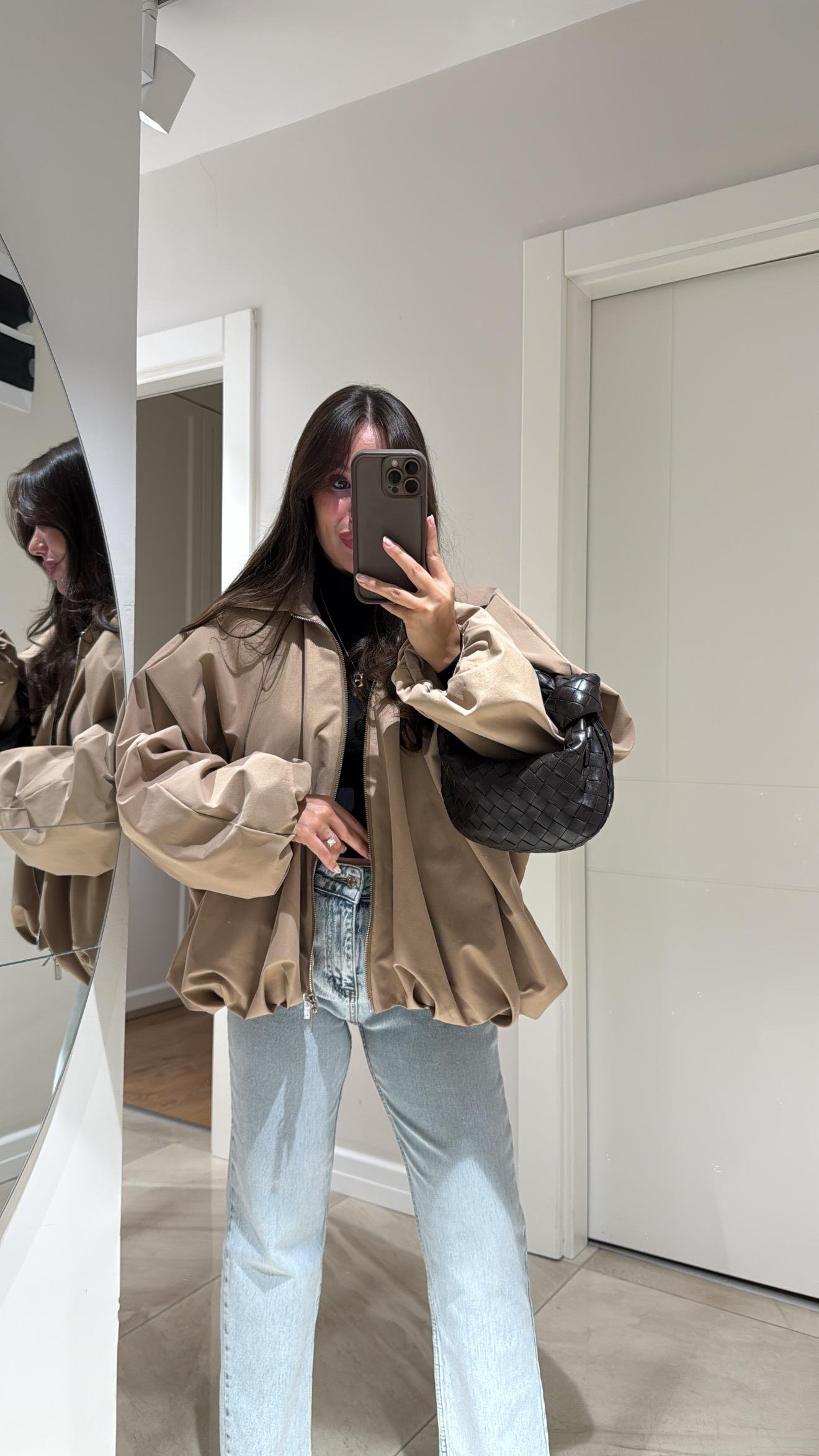 Bej Ön Fermuarlı Balon Ceket