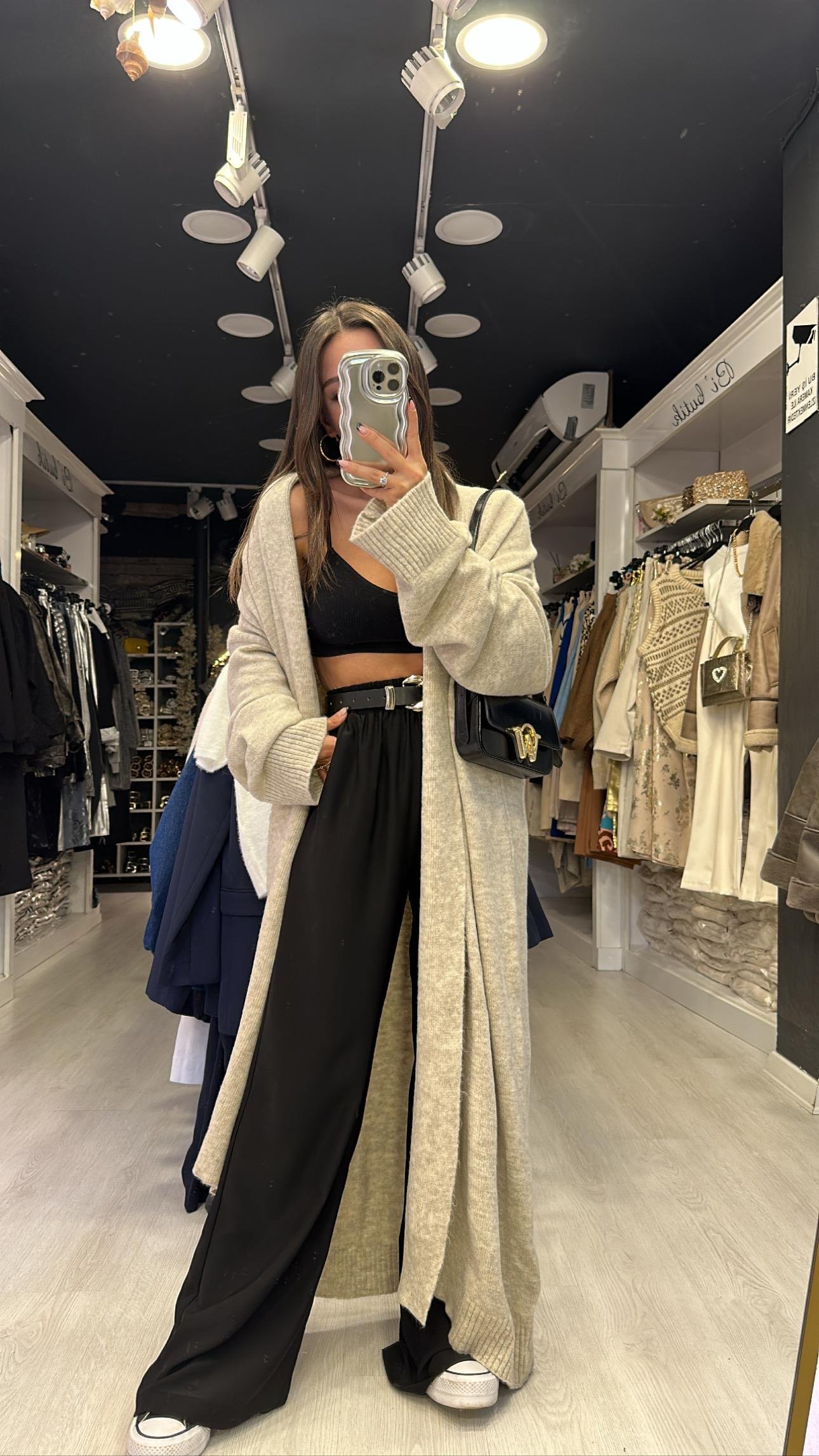 Bej Önü Açık Şal Yaka Uzun Hırka 