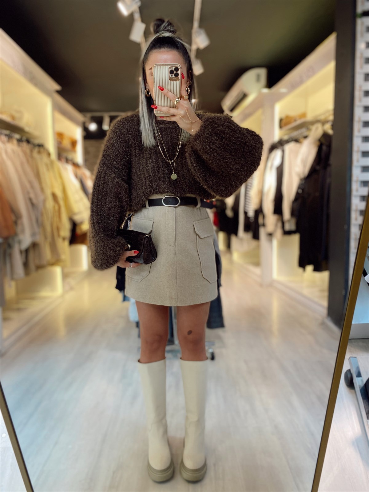 Bej Renk Çift Cepli Kemerli Kaşe Etek