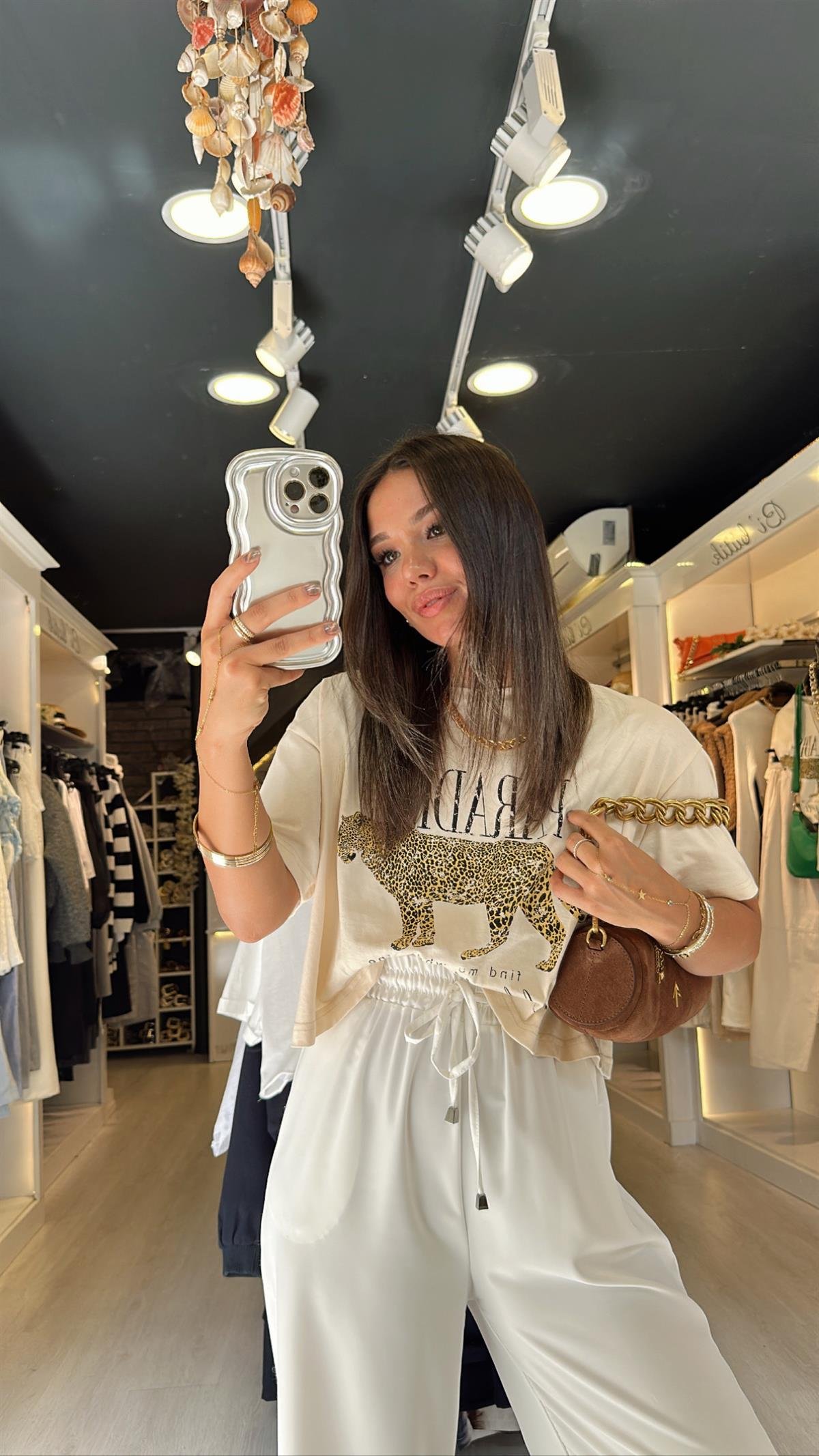 Bej Renk Leopar Desenli Crop Tshirt