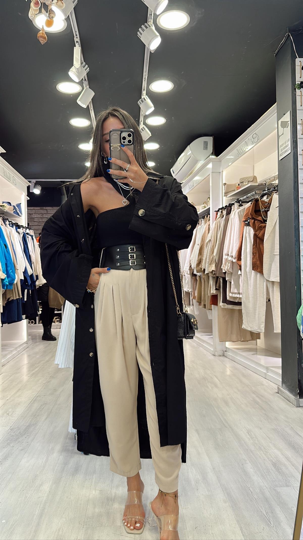 Bej Renk Pileli Korse Kemerli Şalvar Pantolon 