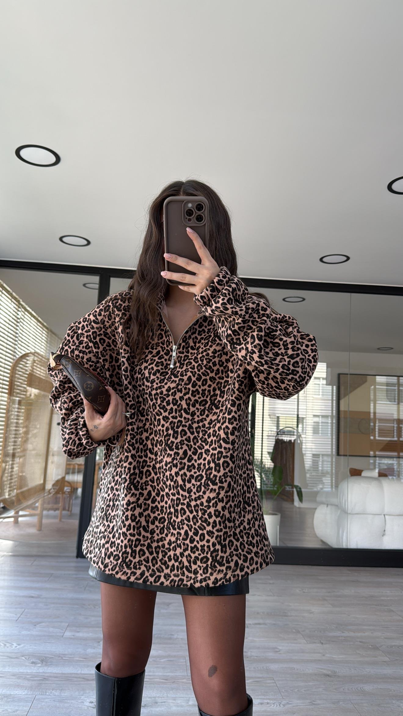 Bej Siyah Leopar Desen Ön Fermuarlı Sweat 