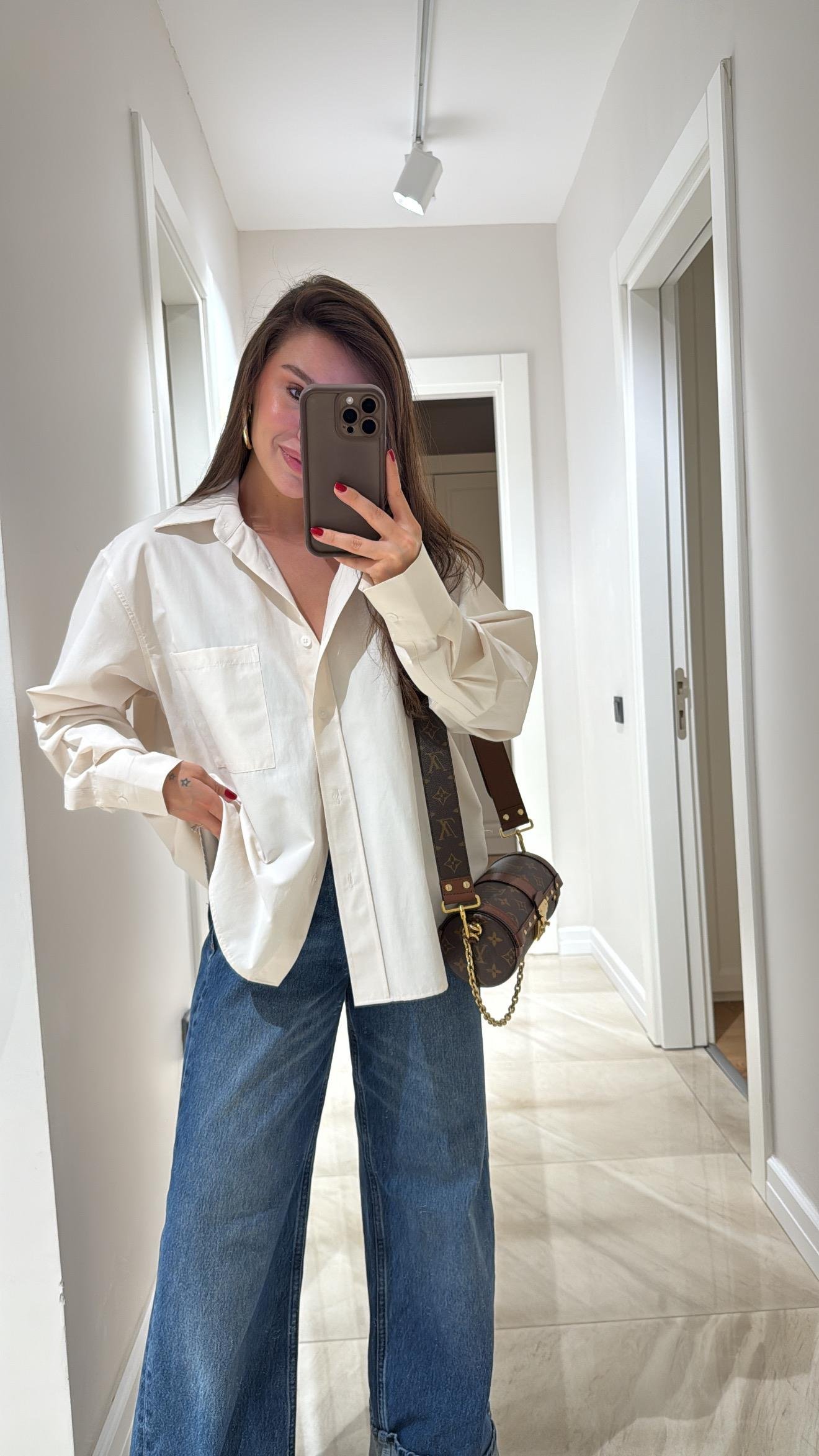 Bej Tek Cepli Poplin Kumaş Ravi Gömlek