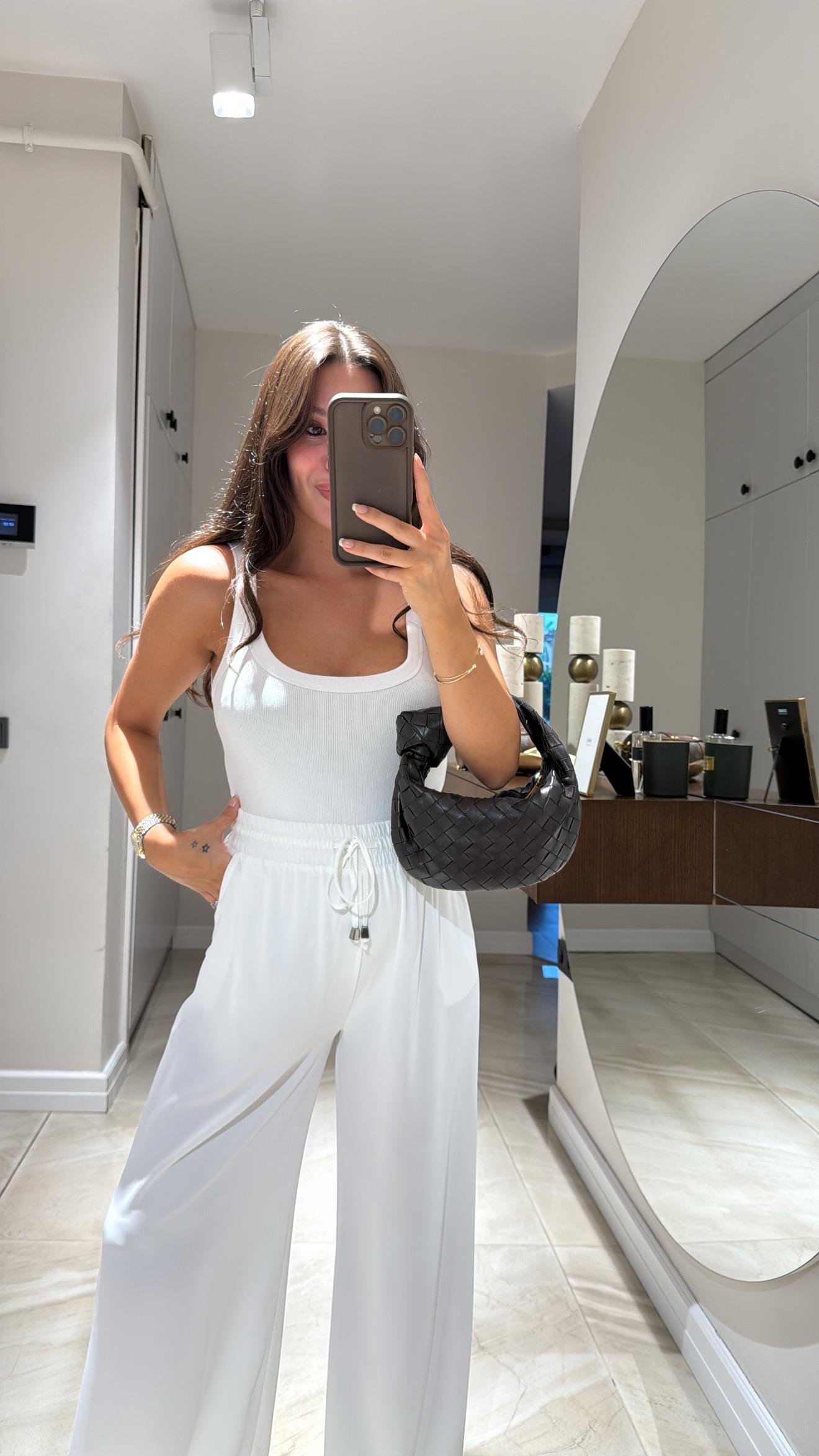 Beyaz Askılı Dilvin Bodysuit 