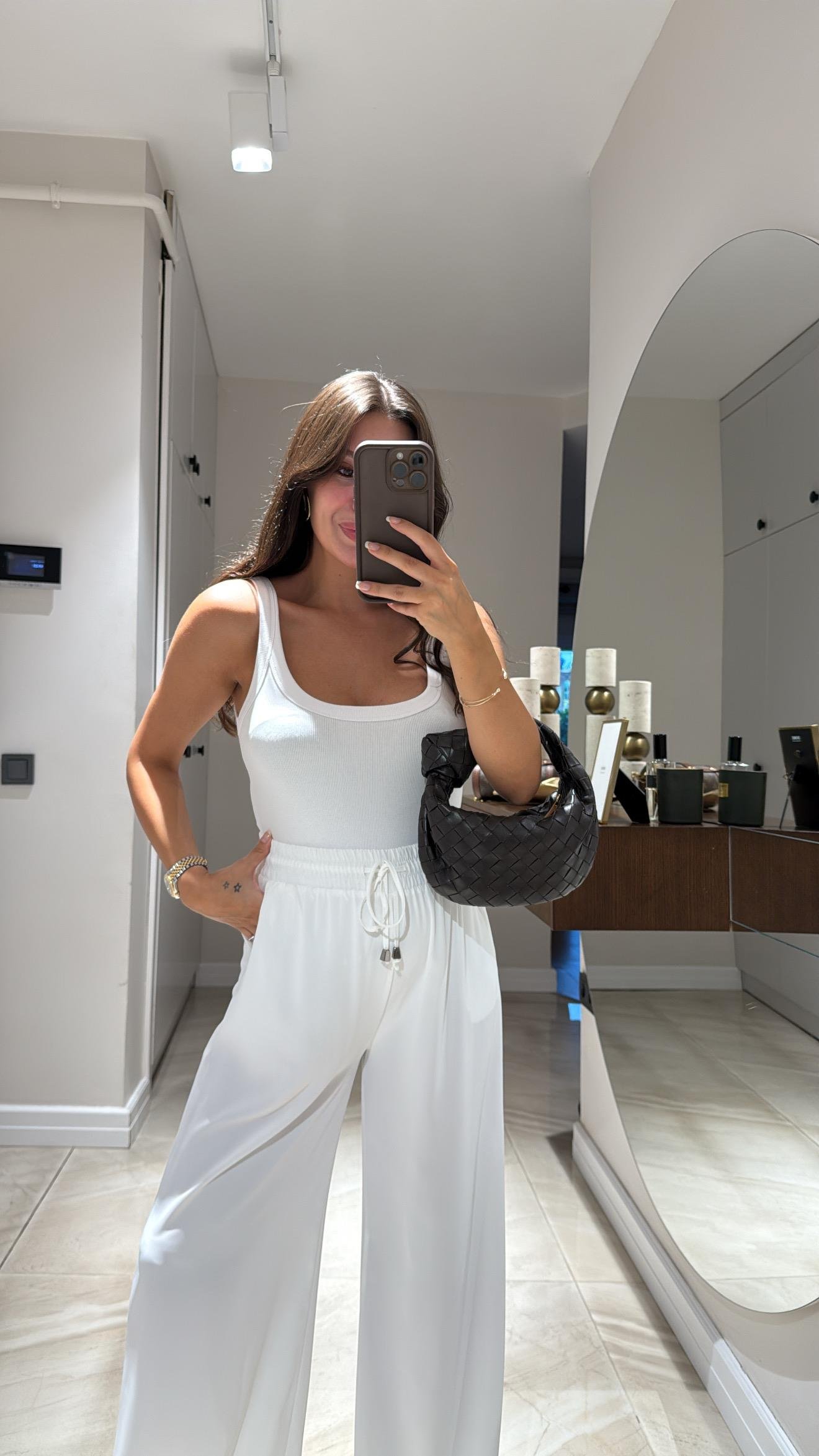 Beyaz Askılı Dilvin Bodysuit 