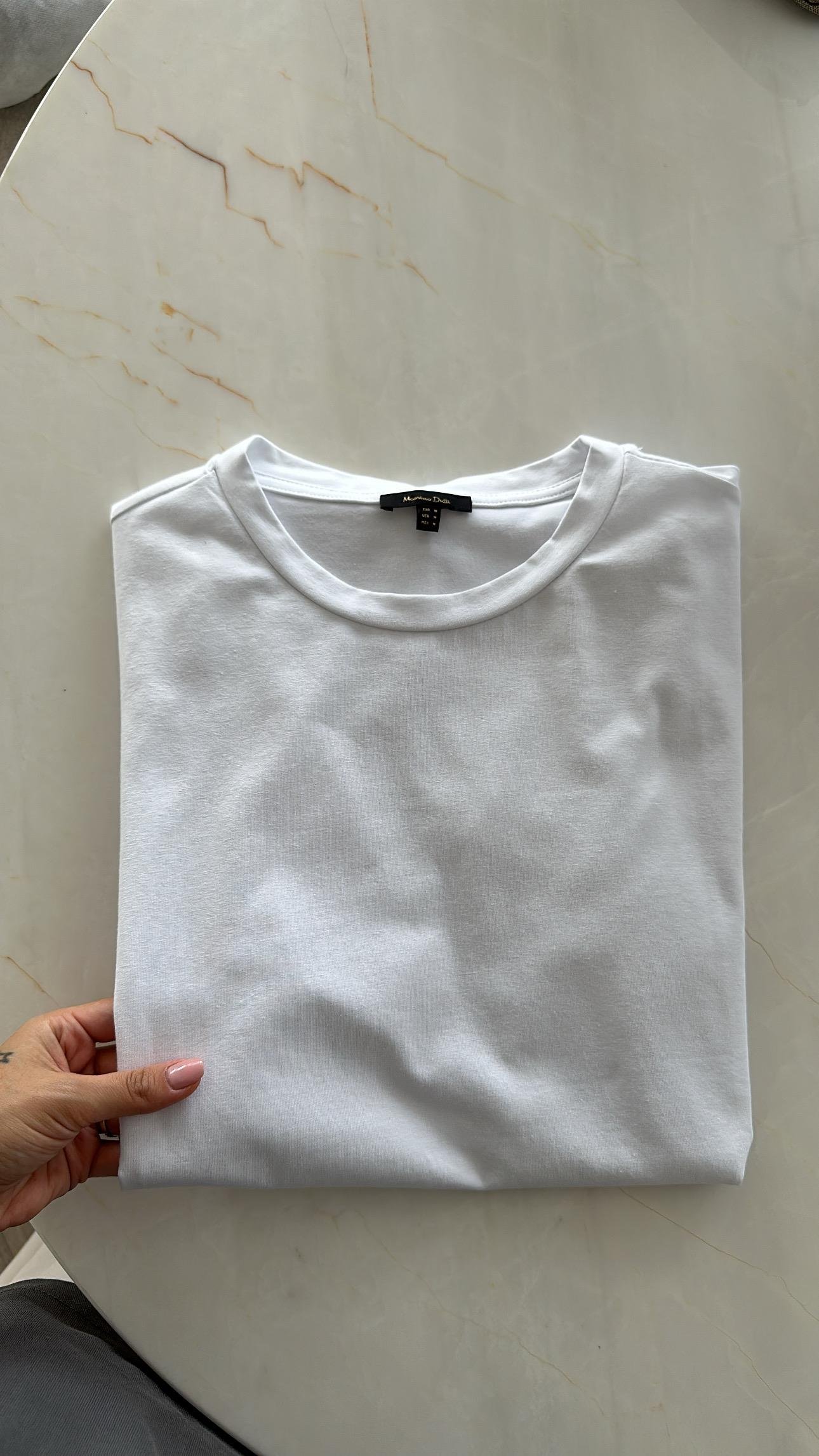 Beyaz Basic Marka Model Tshirt 