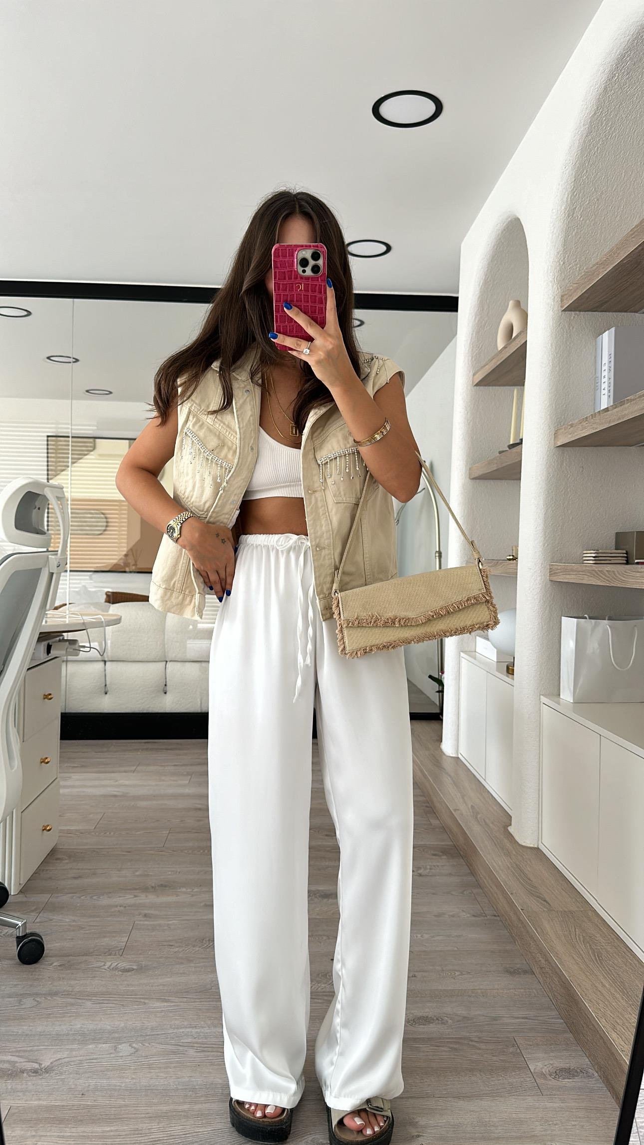 Beyaz Bel Bağlamalı Parlak Kumaş Saten Pantolon