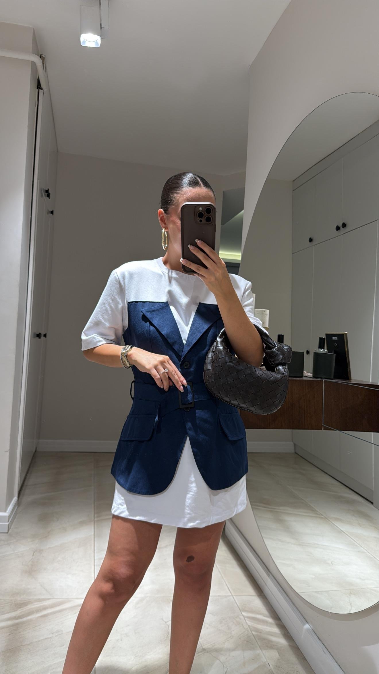 Beyaz Lacivert Yelek Detaylı Marka Model Bluz