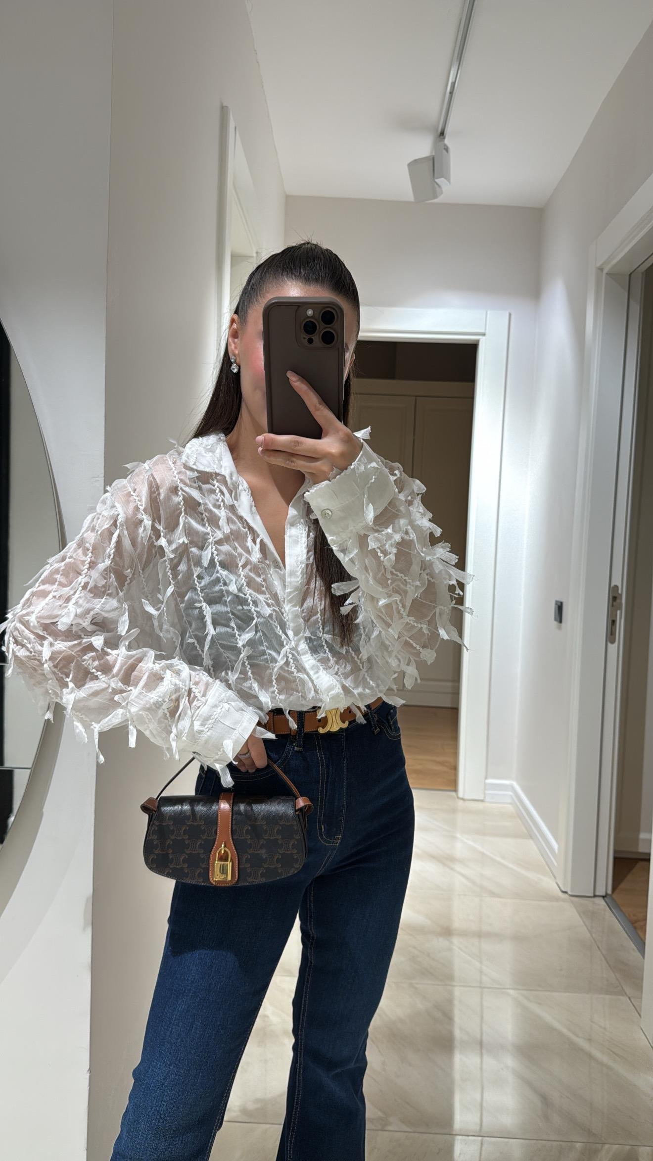 Beyaz Tül Detaylı Şifon Gömlek 