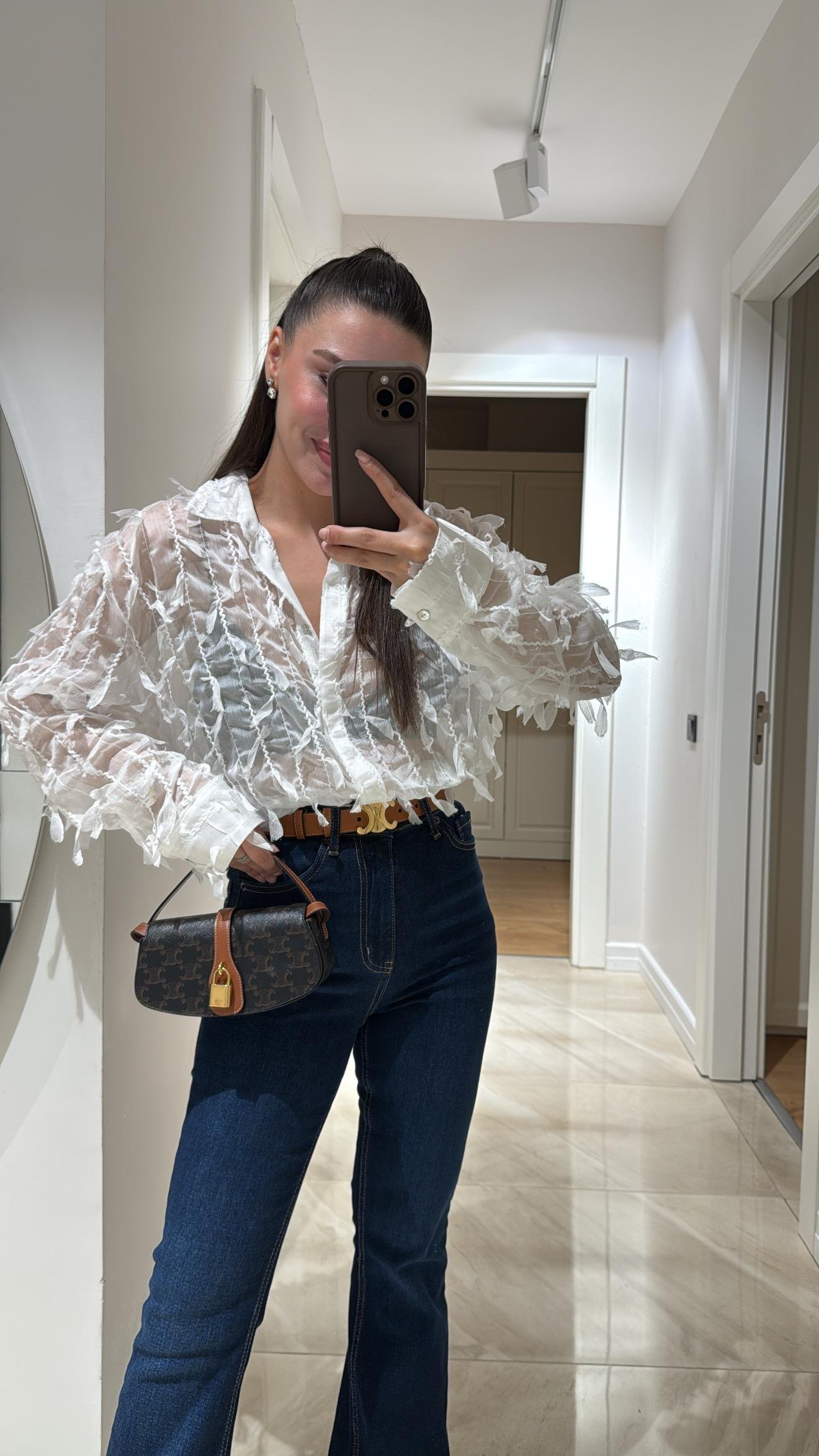 Beyaz Tül Detaylı Şifon Gömlek 