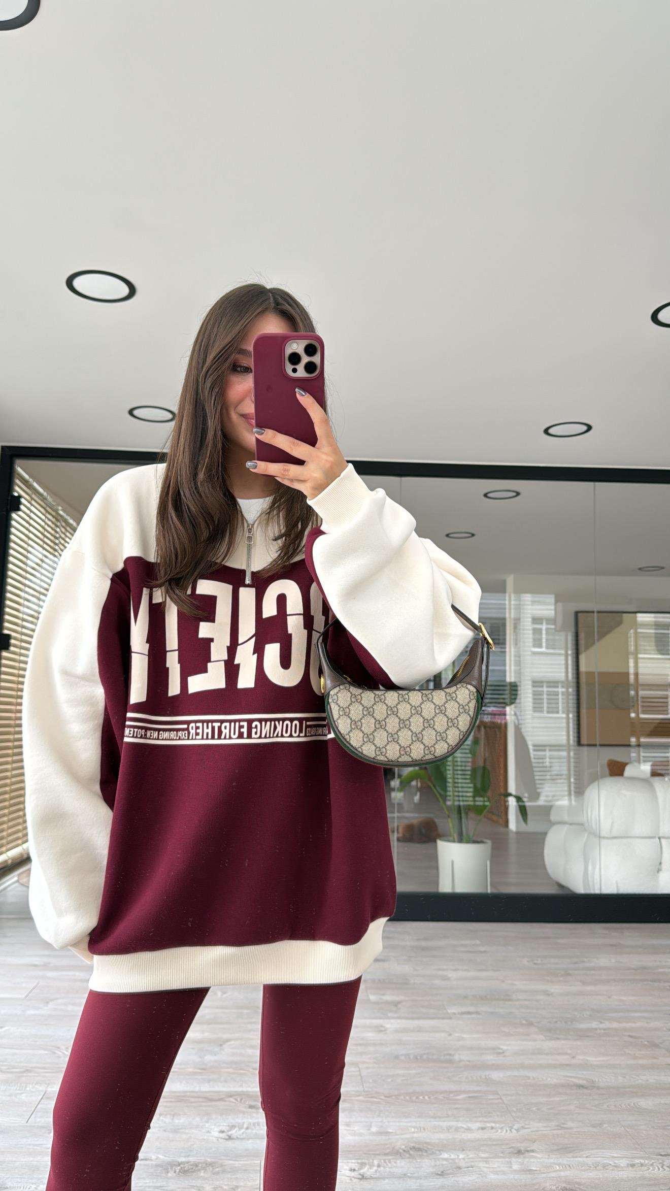 Bordo Krem Yazı Baskılı Dik Yaka Şardonlu Sweat 