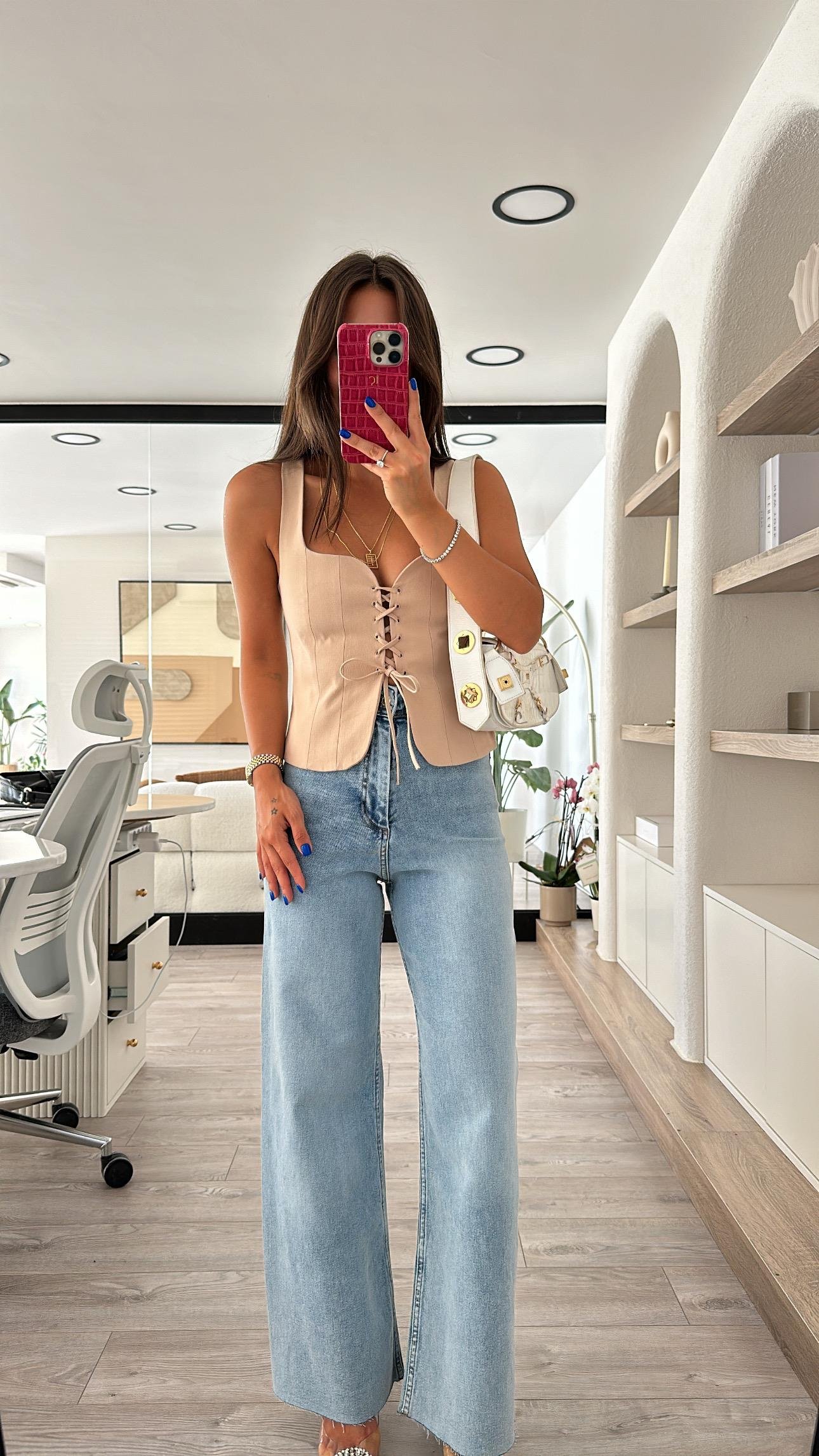 Buz Mavi Arka Cep Detalı Bol Paça Marka Model Jean