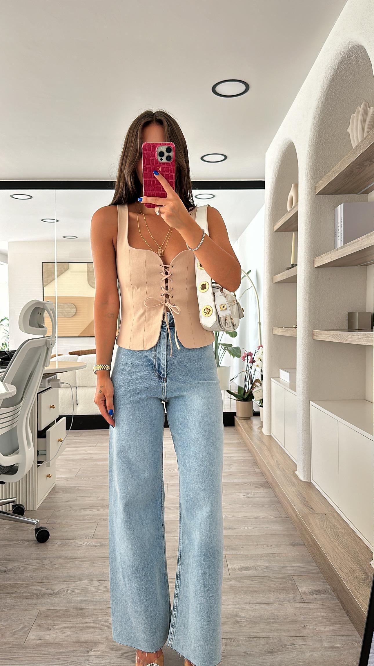 Buz Mavi Arka Cep Detalı Bol Paça Marka Model Jean