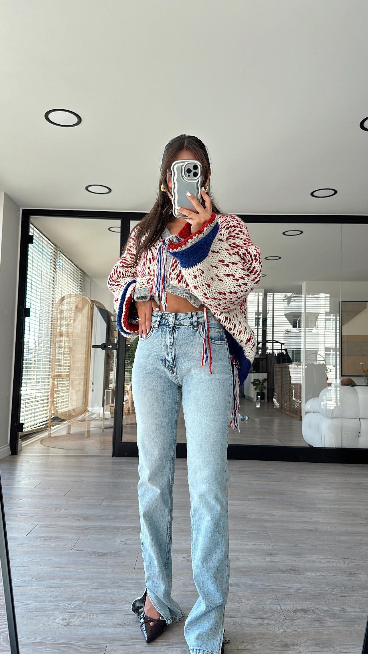 Buz Mavi Yan Yırtmaçlı Marka Model Jean 