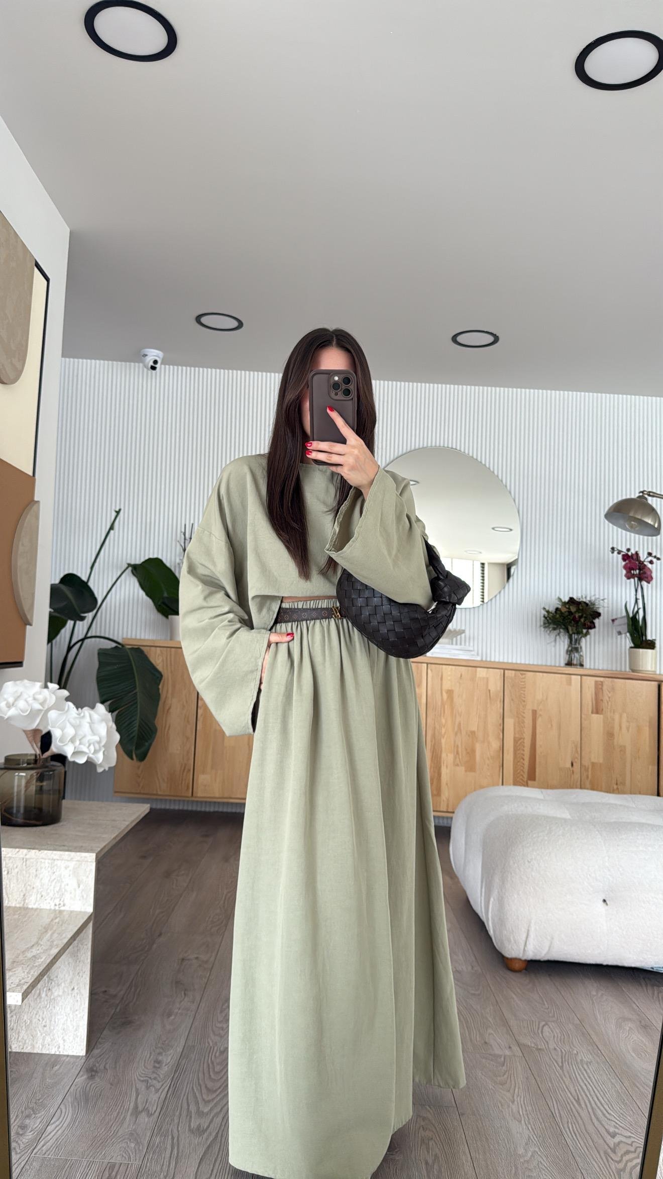 Çağla Yeşili Bisiklet Yaka Etekli Crop Takım