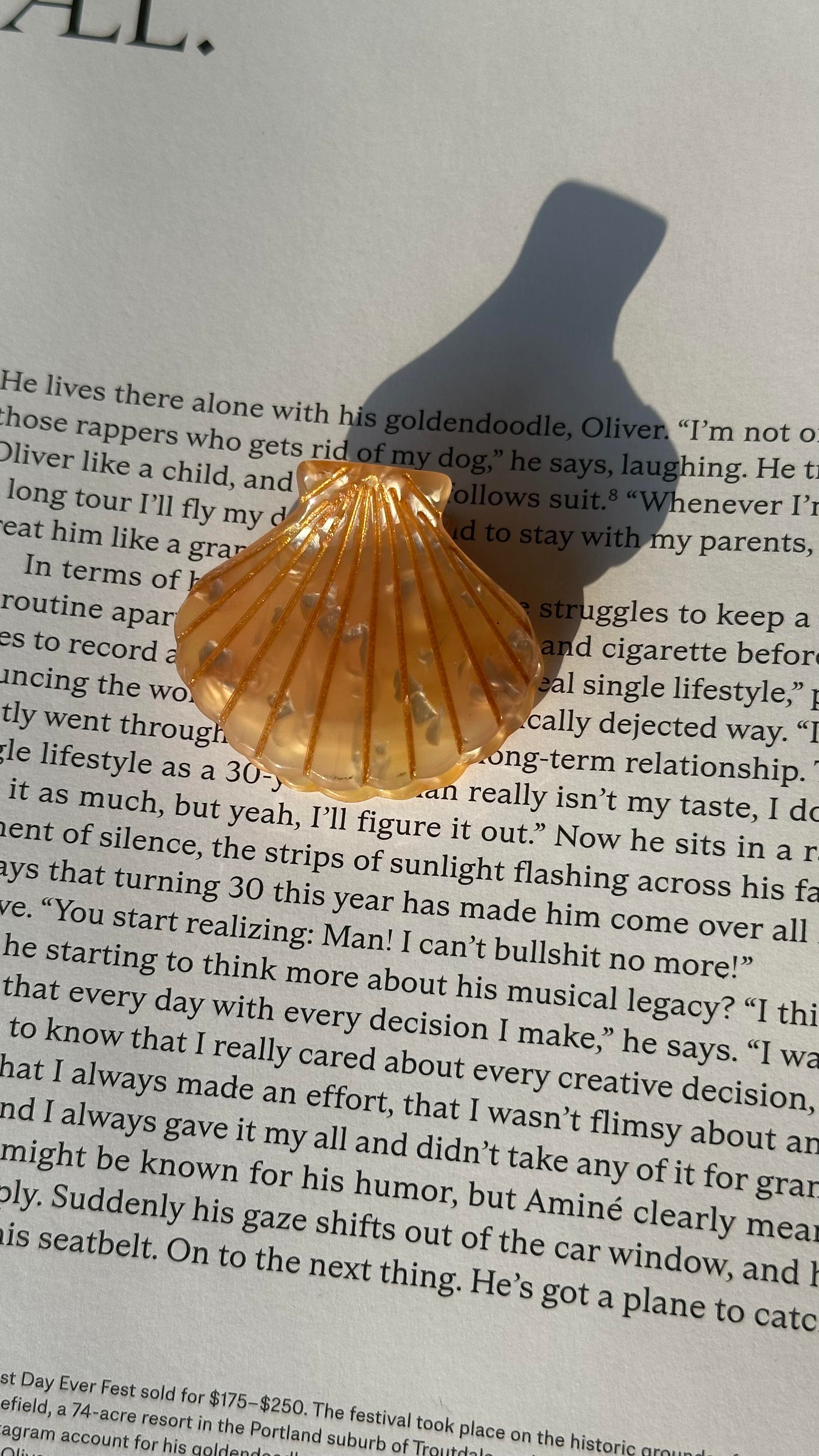 Camel Çizgili İstiridye Mandal Toka