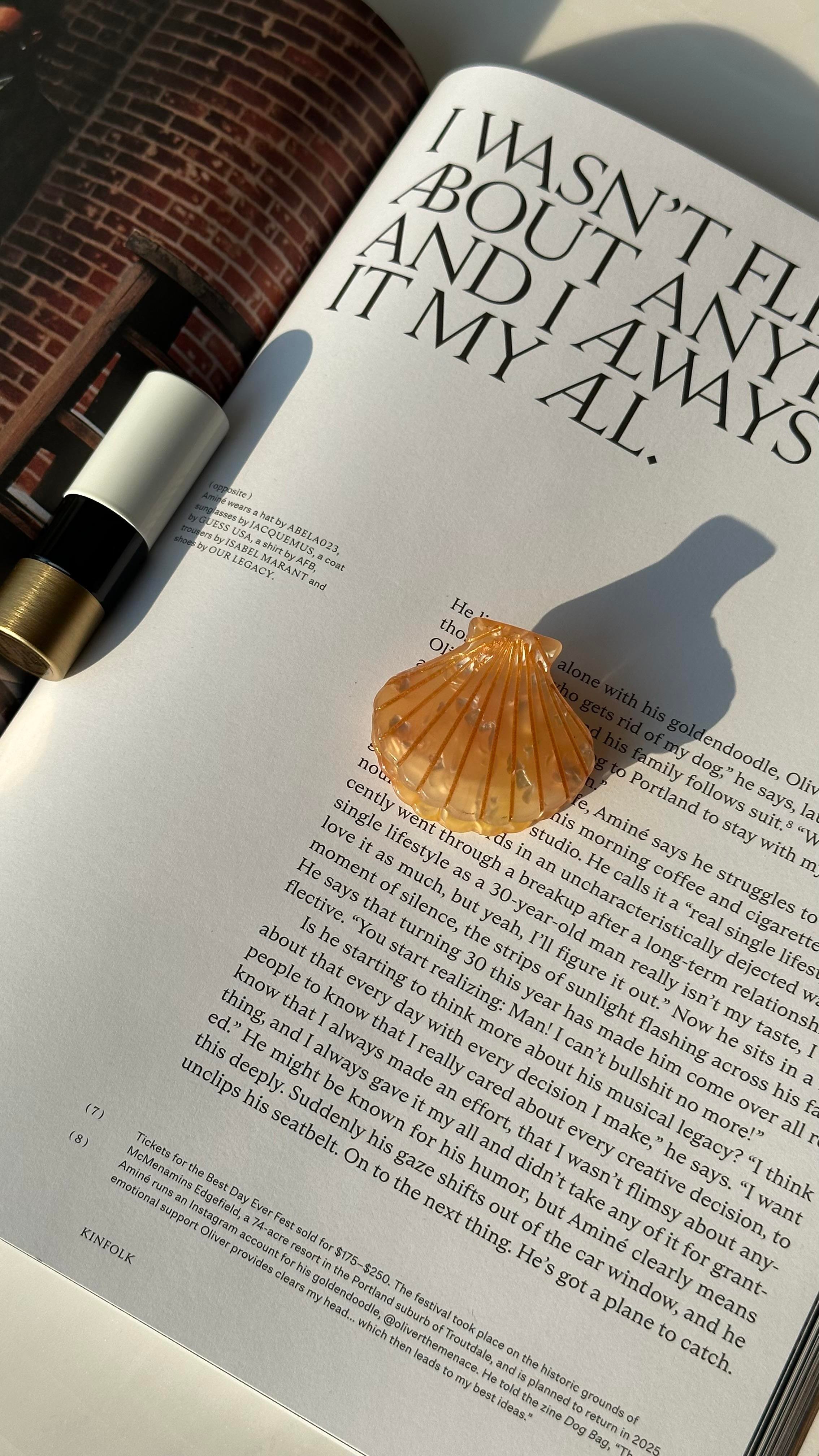 Camel Çizgili İstiridye Mandal Toka