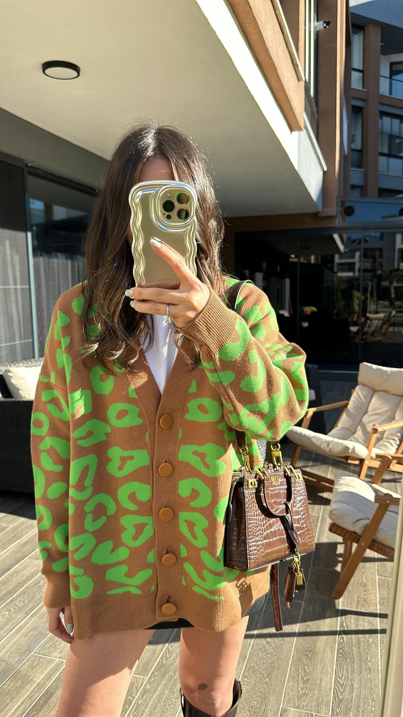 Camel Fıstık Yeşili Desenli Düğmeli Hırka