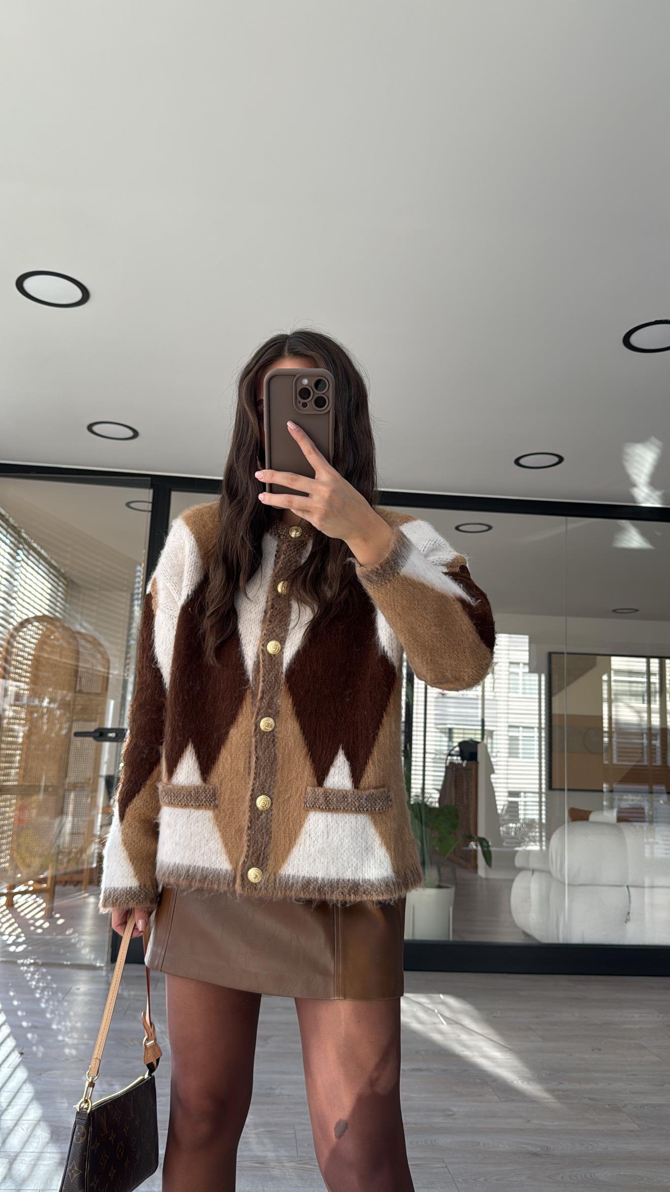 Camel Krem Baklava Desen Düğmeli Sakallı Hırka 