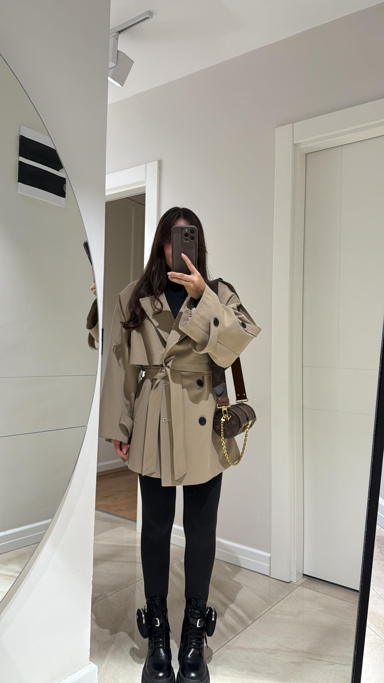 Camel Kuşaklı Oversize Kısa Trenç