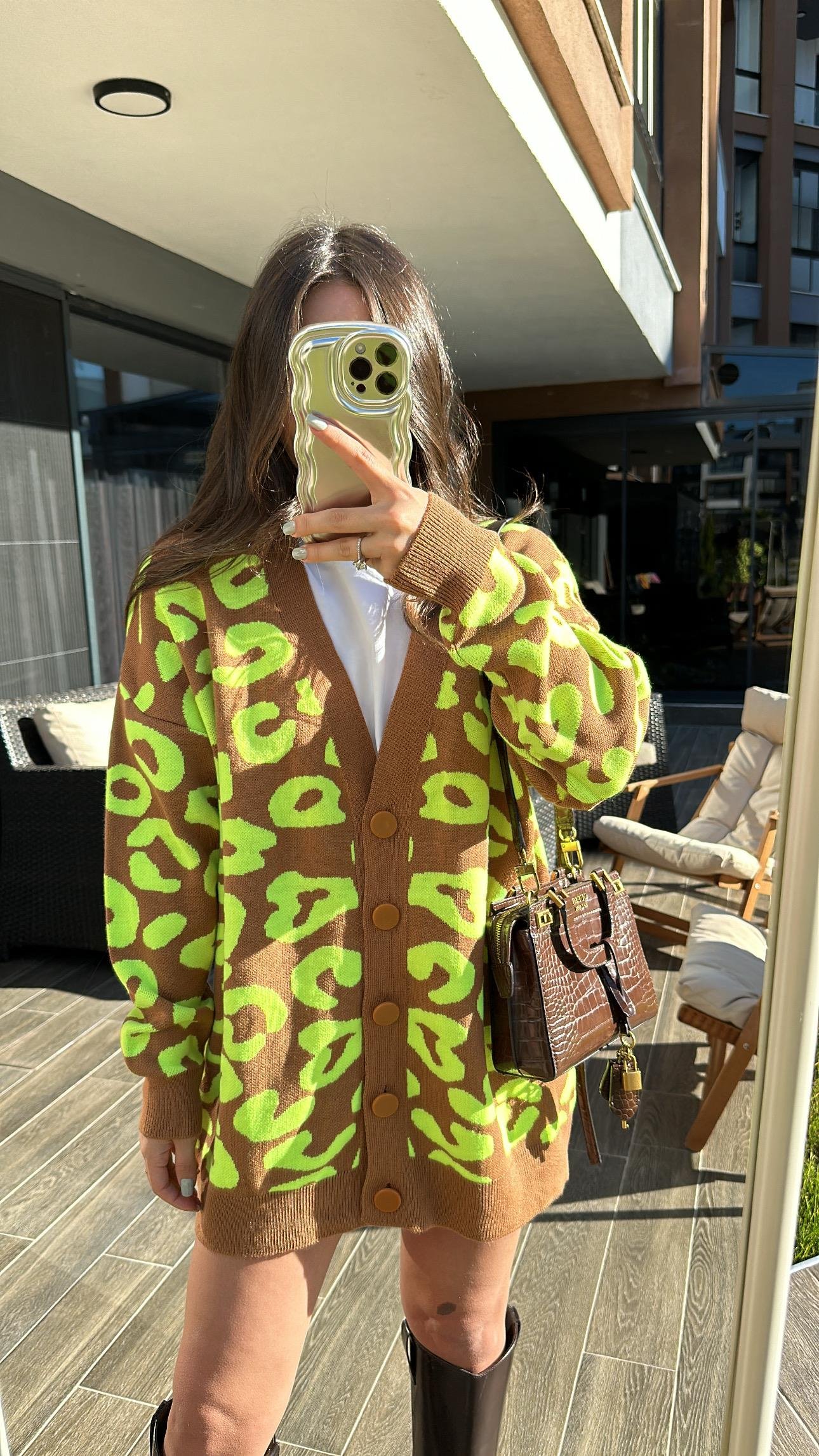 Camel Neon Sarı Desenli Düğmeli Hırka