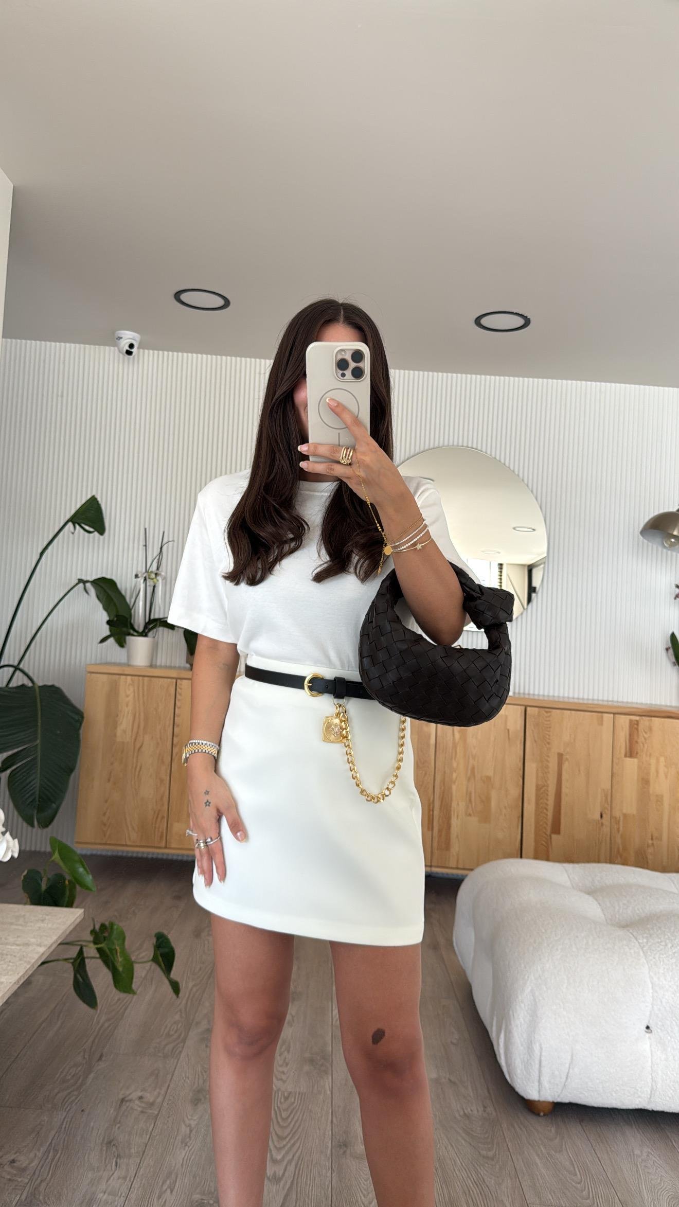 Ekru Arka Fermuarlı Mini Etek