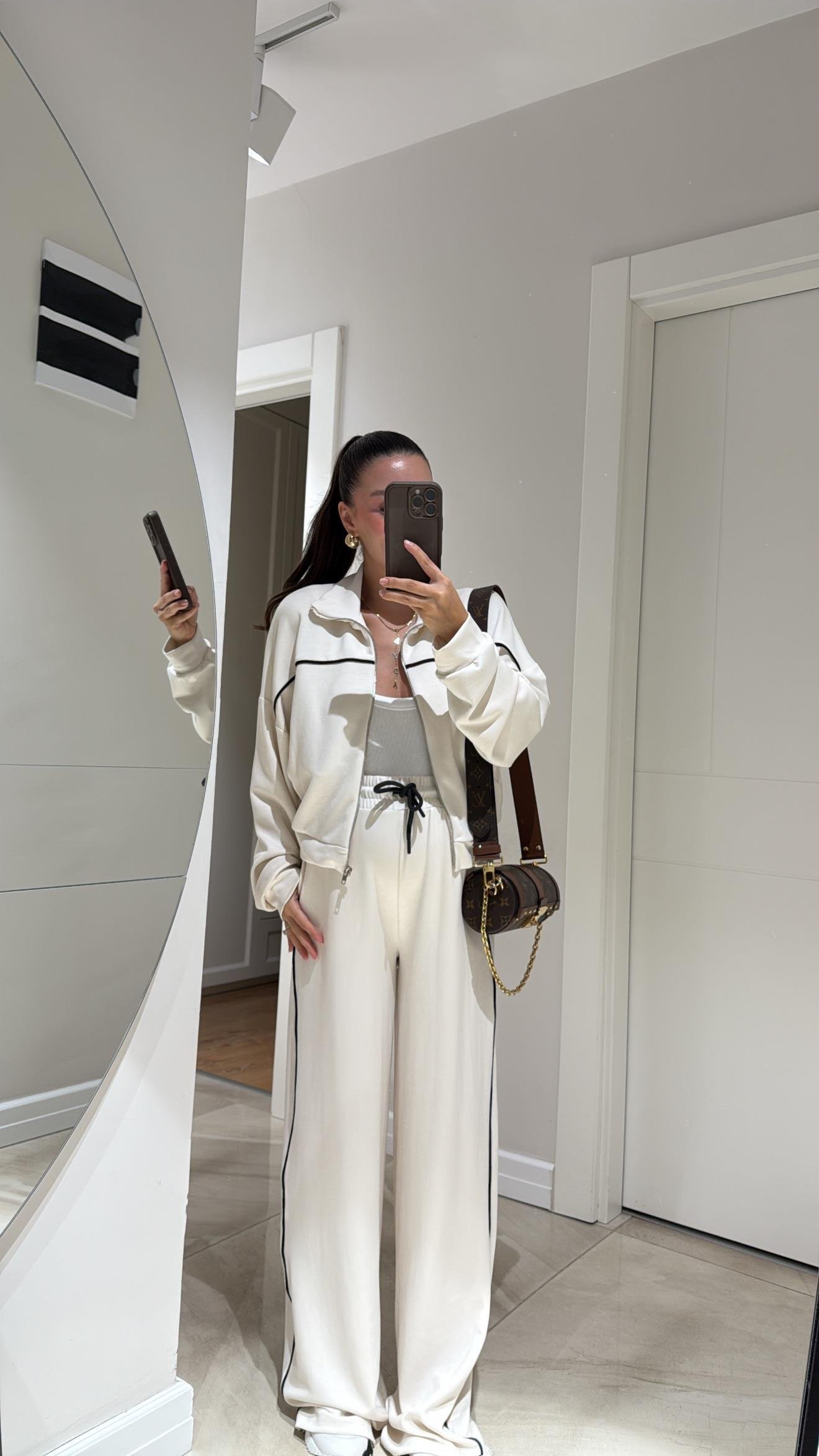 Ekru Biyeli Fermuarlı Pantolon Takım 