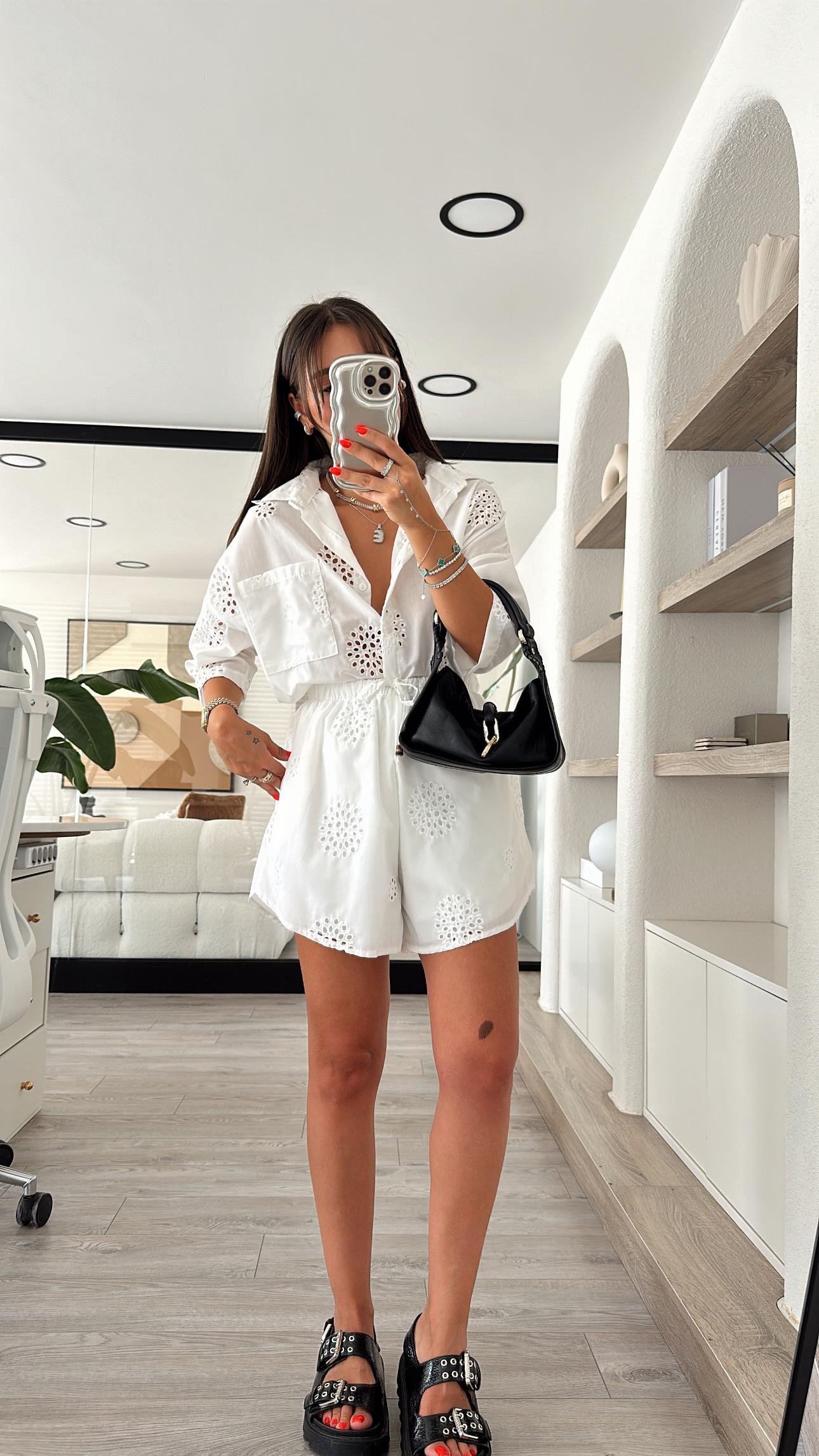 Ekru Cep Detaylı Fistolu Gömlek Şort Takım 