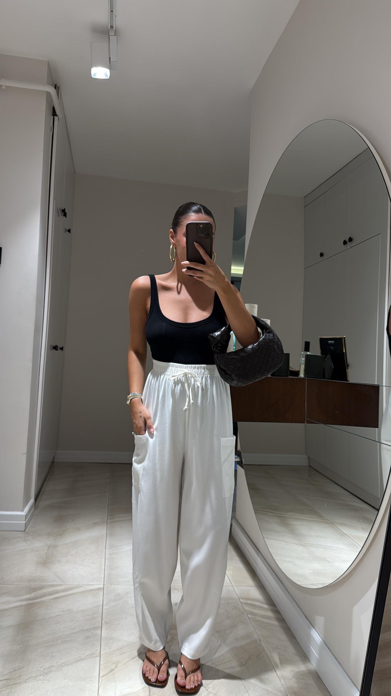 Ekru Cep Detaylı Şalvar Pantolon