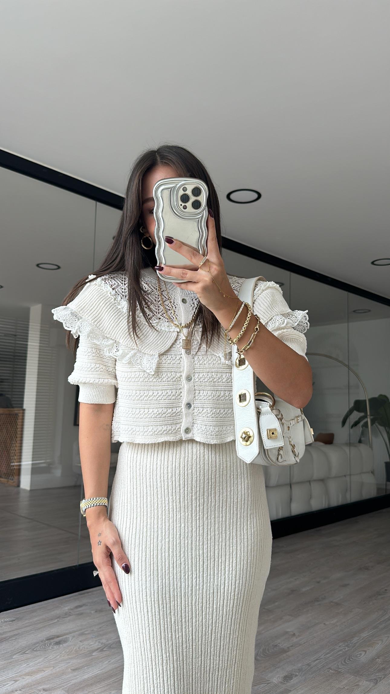 Ekru Fırfırlı Triko Hırka