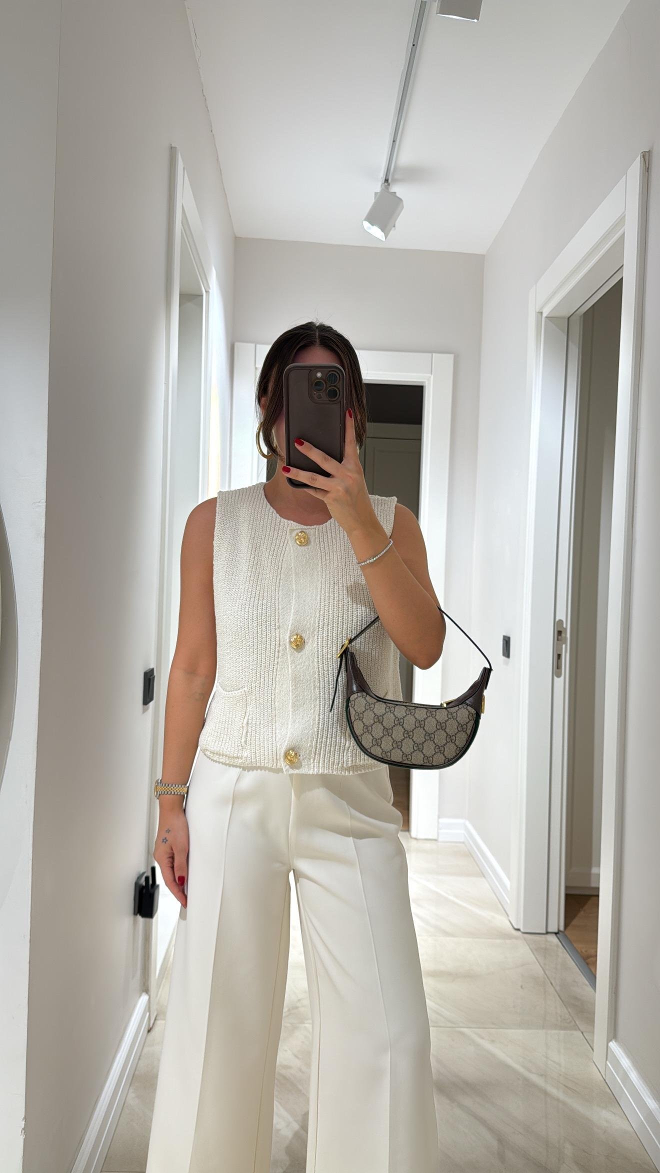 Ekru Gold Düğmeli Triko Bluz Yelek