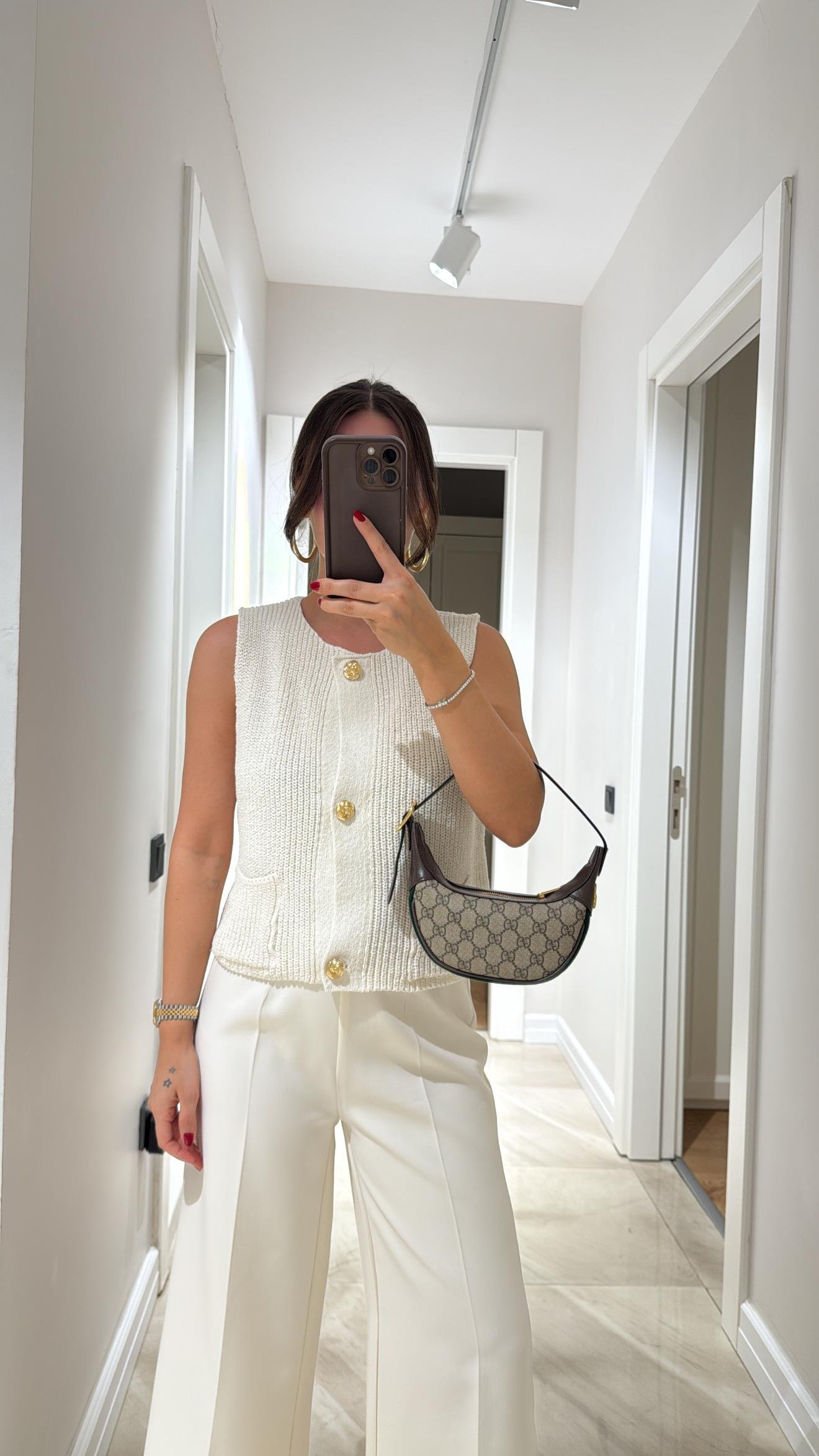 Ekru Gold Düğmeli Triko Bluz Yelek