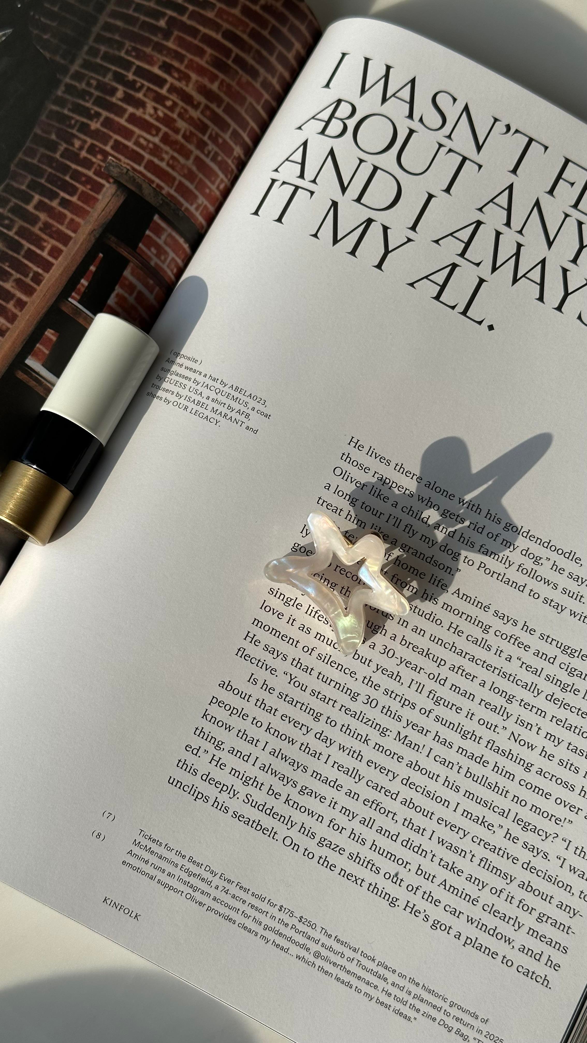 Ekru Hologramlı Yıldızlı Mandal Toka