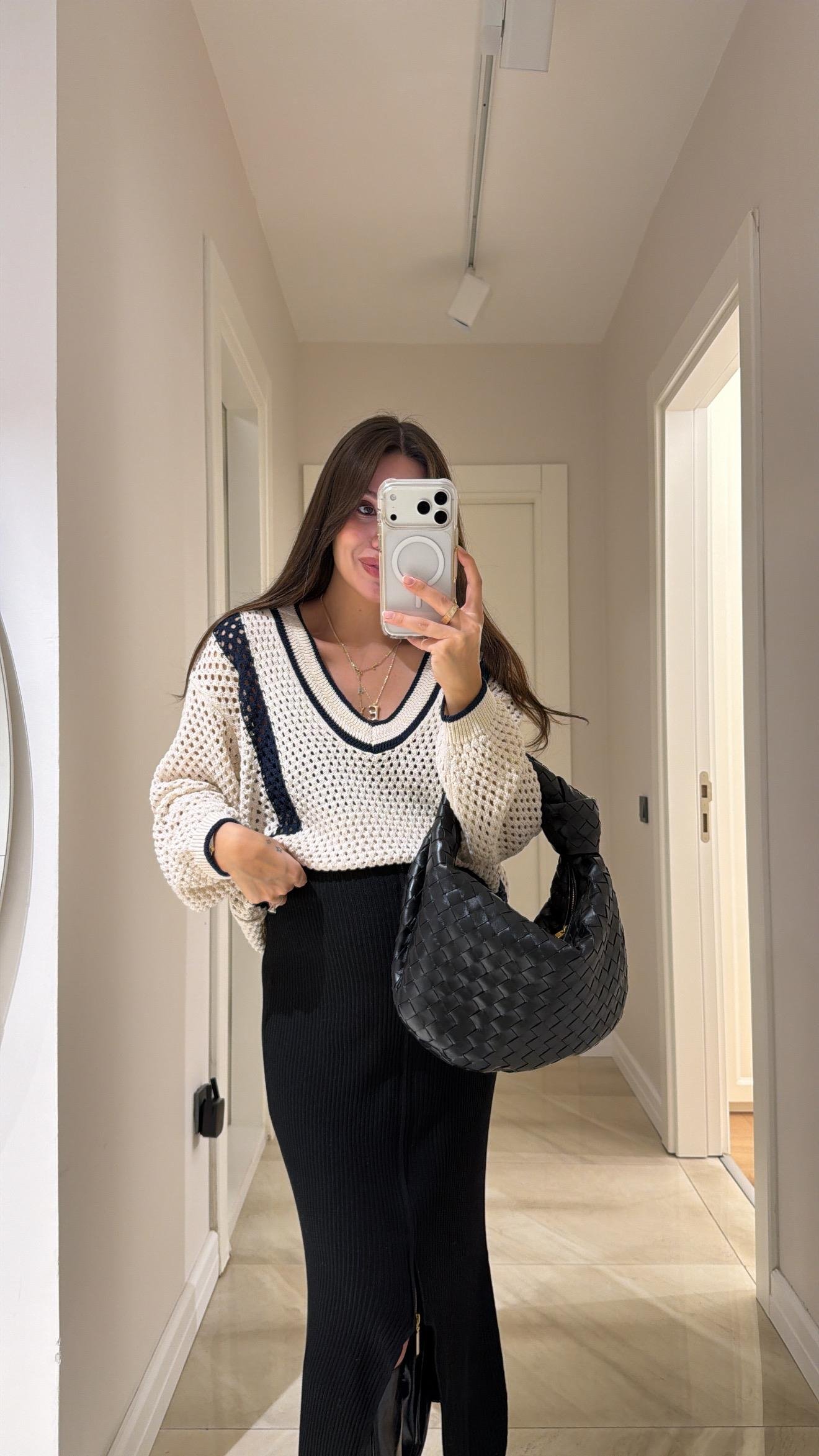 Ekru Lacivert Çizgili Ajurlu Marka Model Kazak